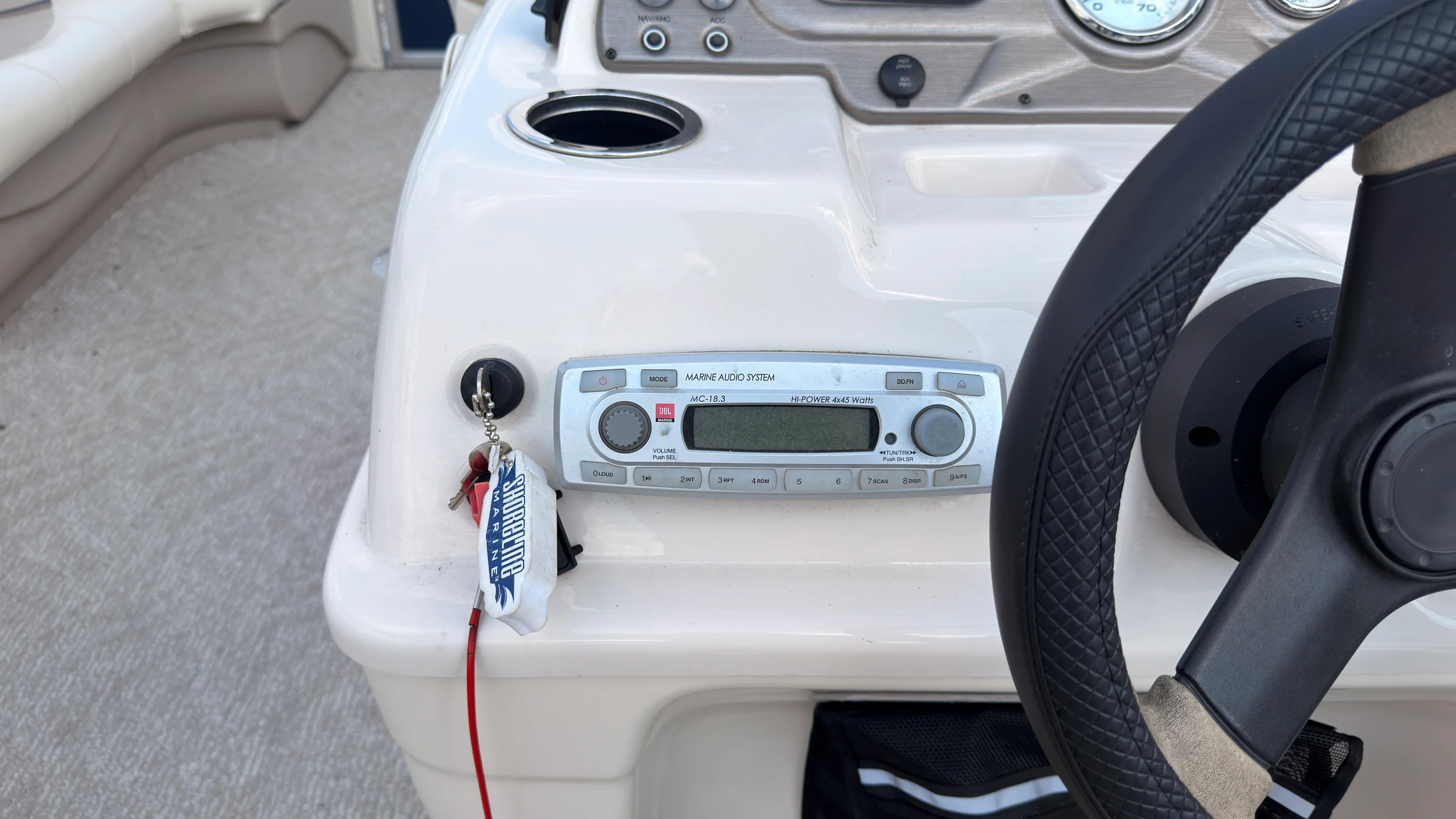 2011 Sylvan 820 MIRAGE Image Thumbnail #31