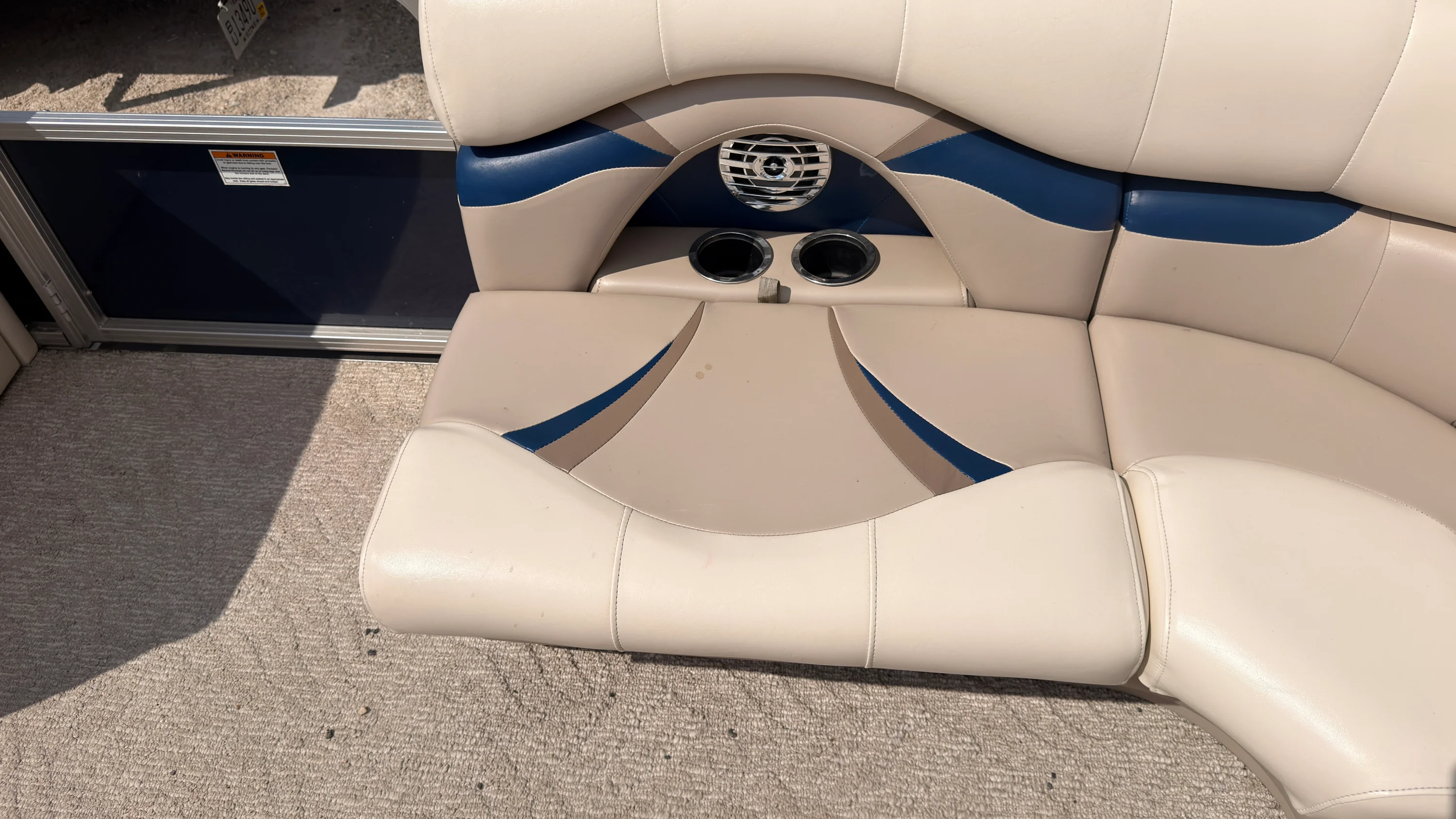 2011 Sylvan 820 MIRAGE Image Thumbnail #10