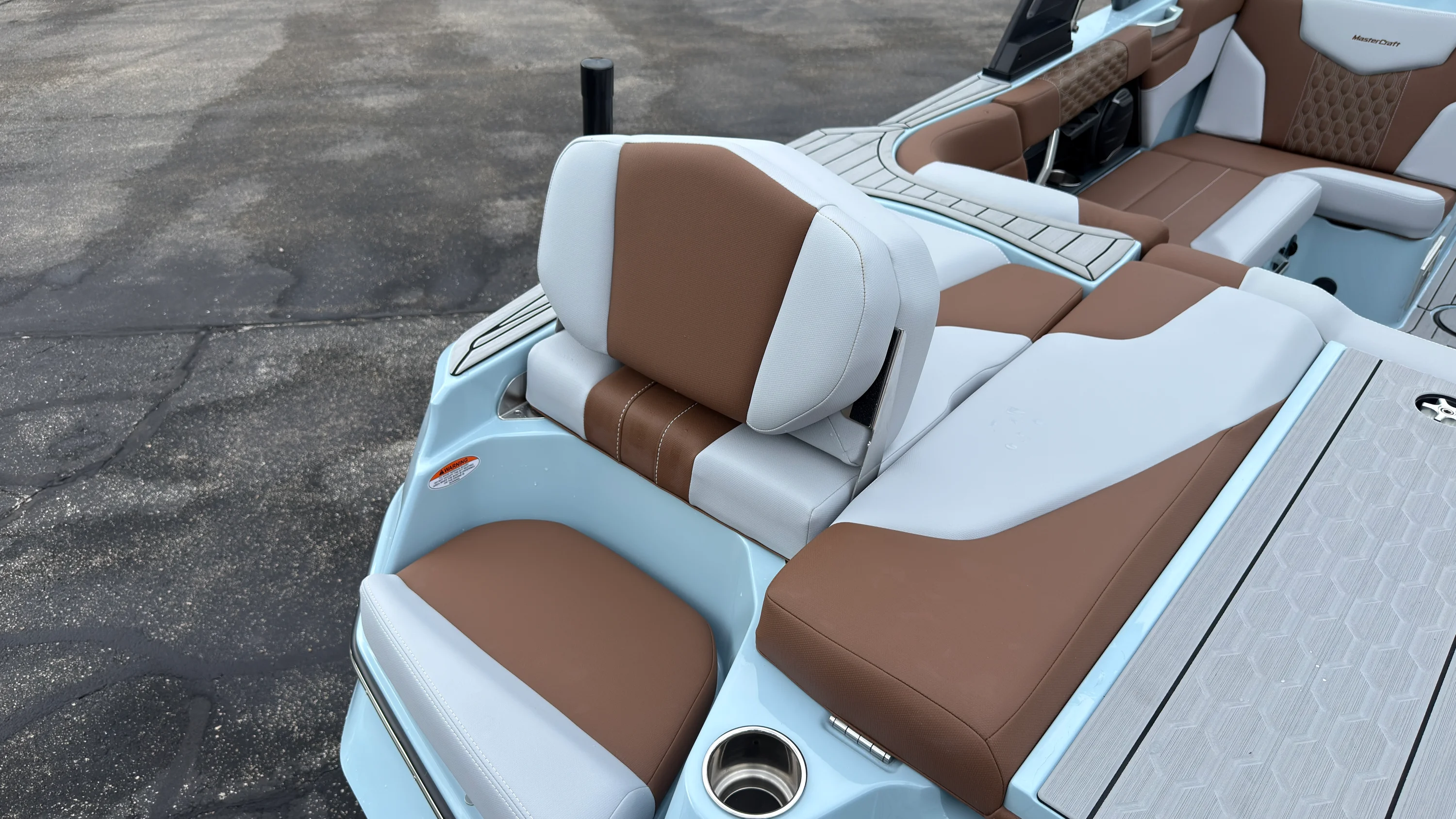 2027 Mastercraft XT20 Image Thumbnail #12