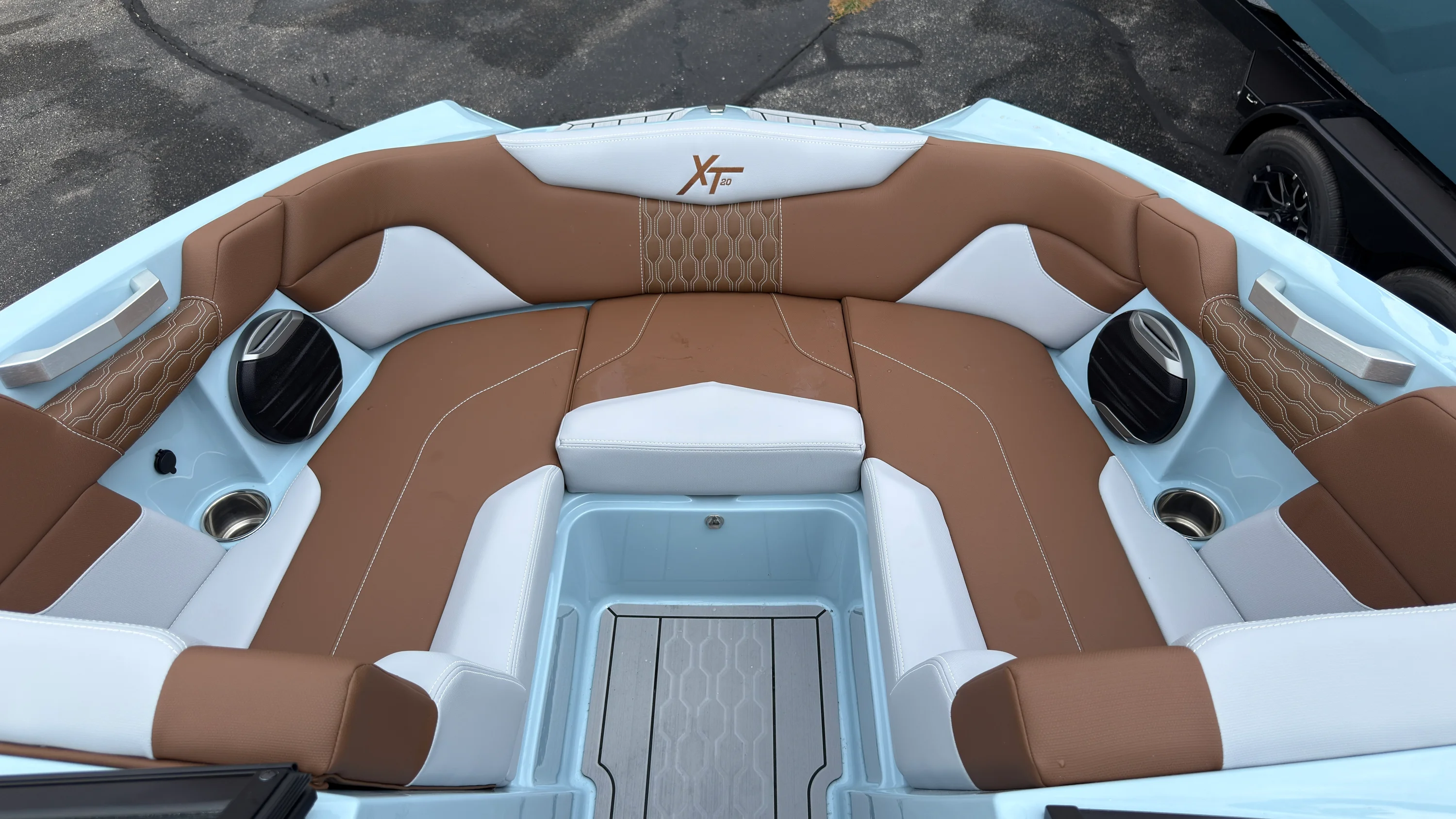 2027 Mastercraft XT20 Image Thumbnail #49