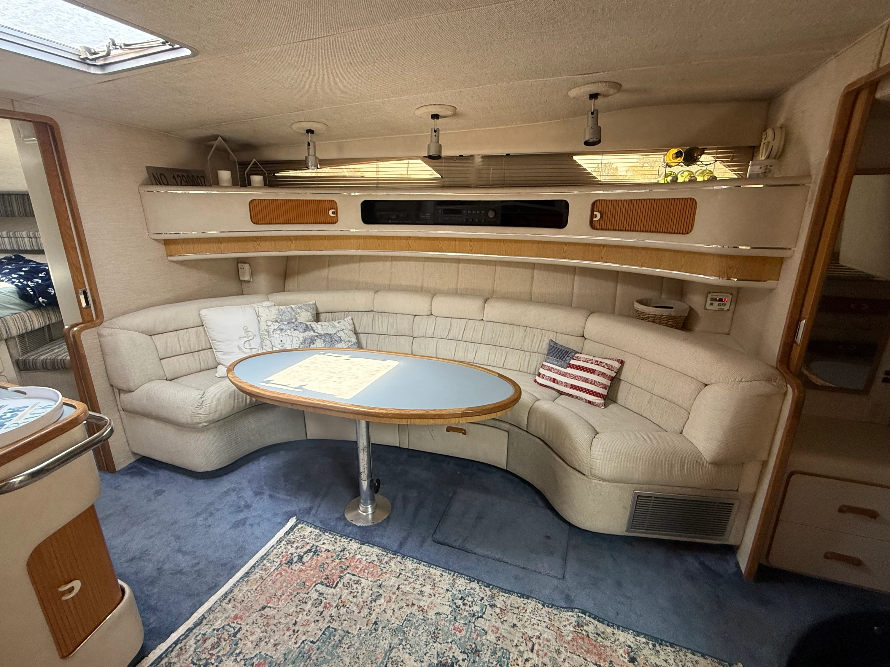 1993 Sea Ray 44 SUNDANCER Image Thumbnail #18