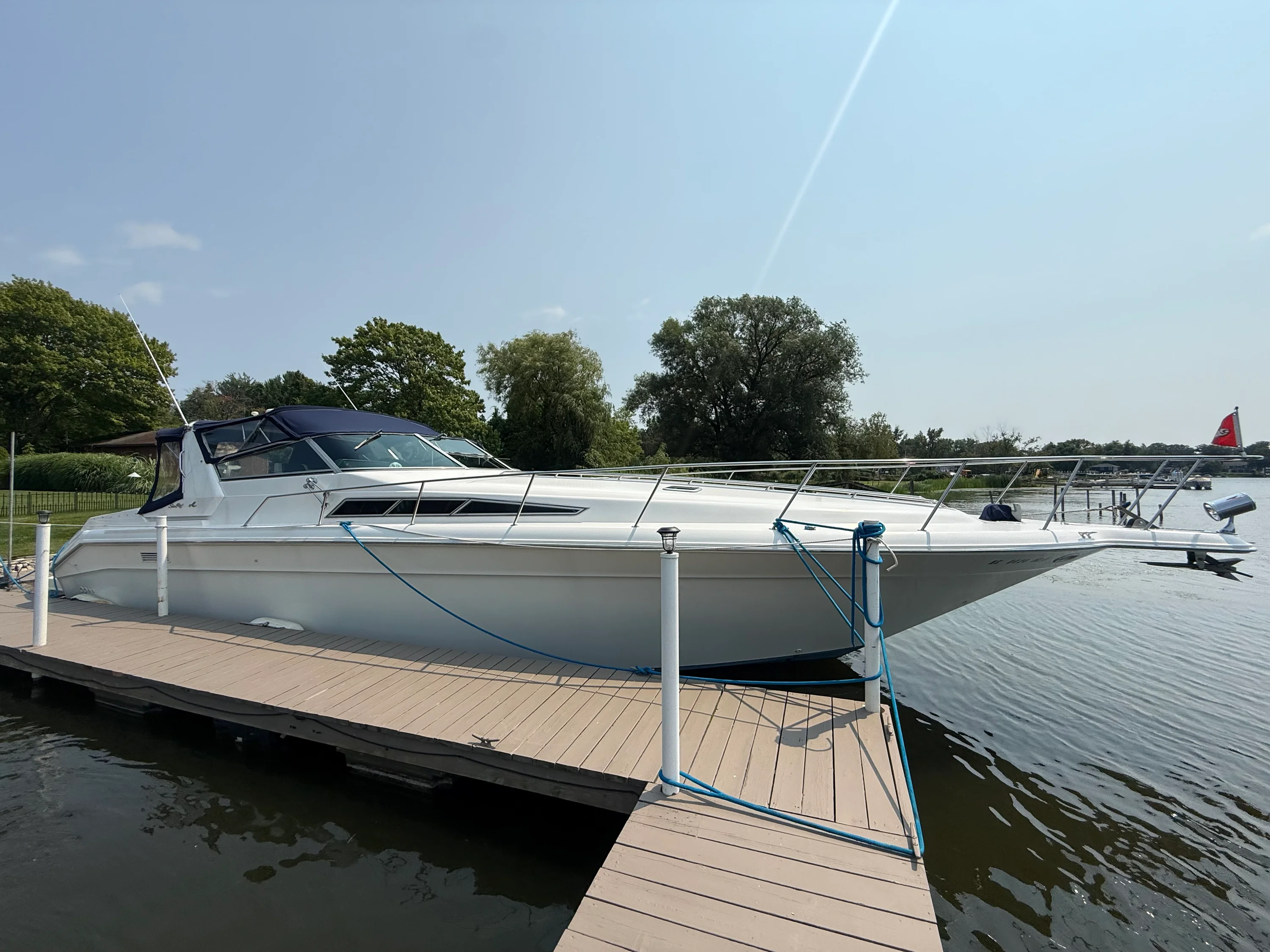 1993 Sea Ray 44 SUNDANCER Image Thumbnail #2