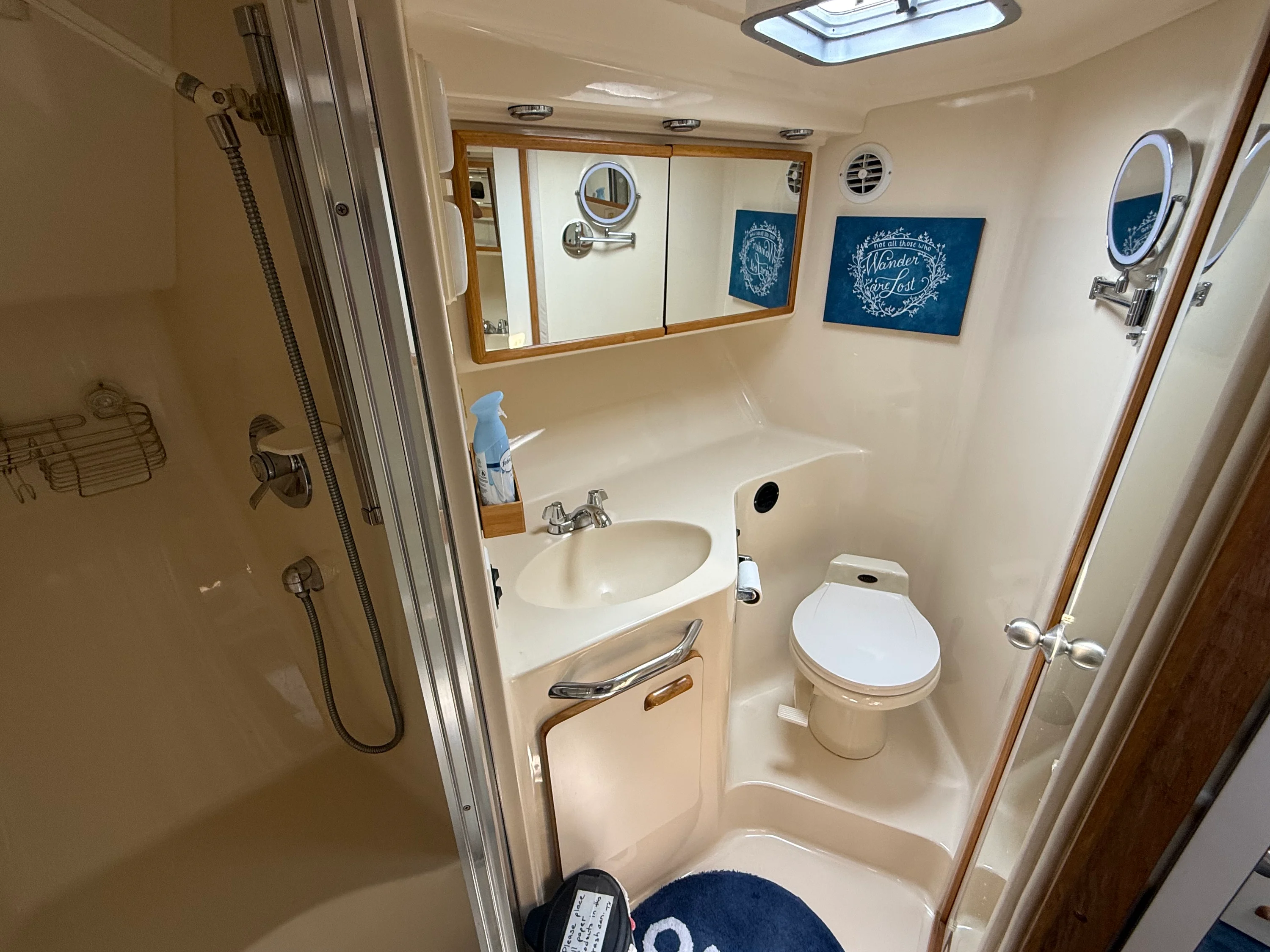 1993 Sea Ray 44 SUNDANCER Image Thumbnail #21