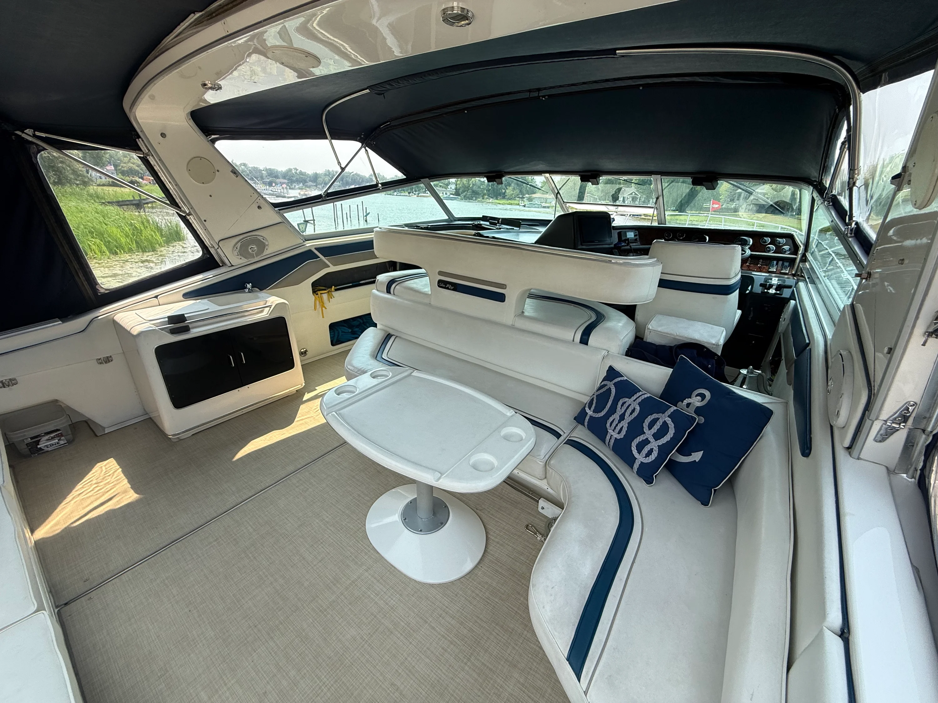 1993 Sea Ray 44 SUNDANCER Image Thumbnail #12