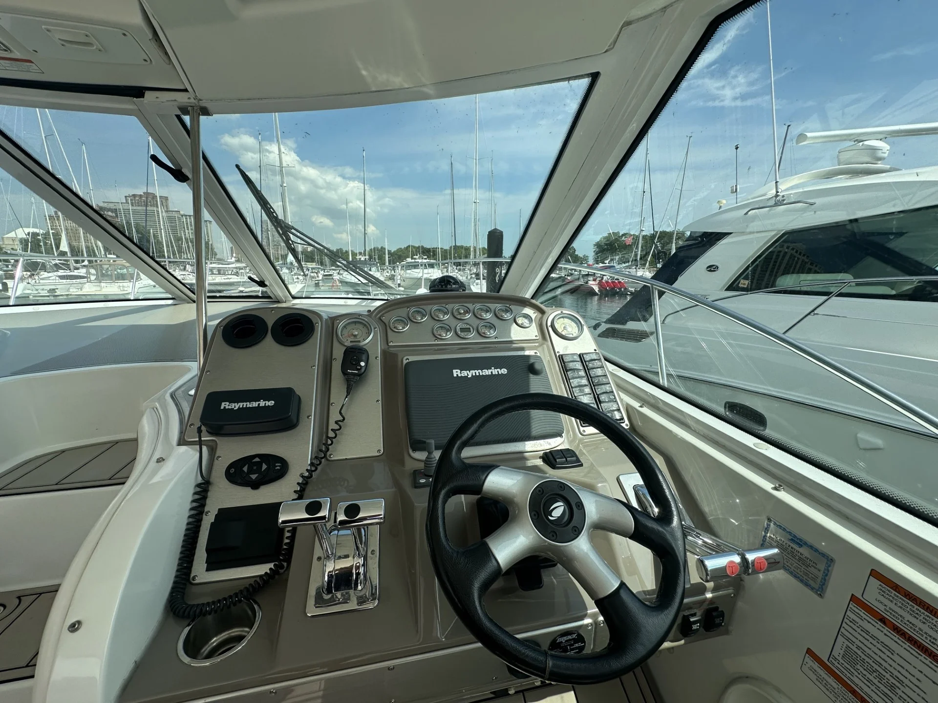 2008 Cruisers Yachts 390 SPORTS COUPE Image Thumbnail #22