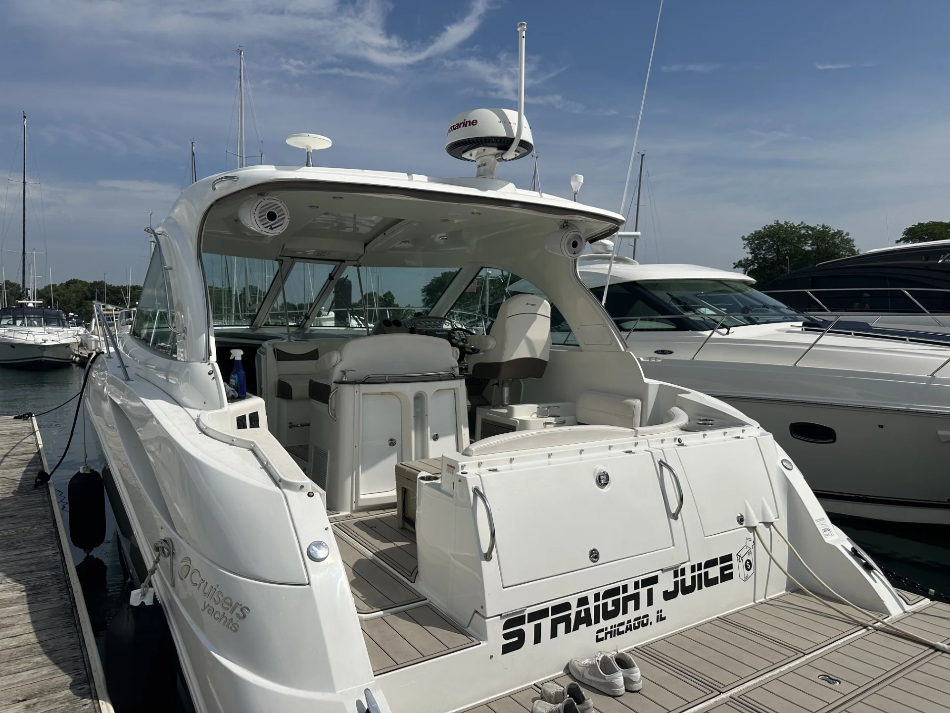 2008 Cruisers Yachts 390 SPORTS COUPE Image Thumbnail #11