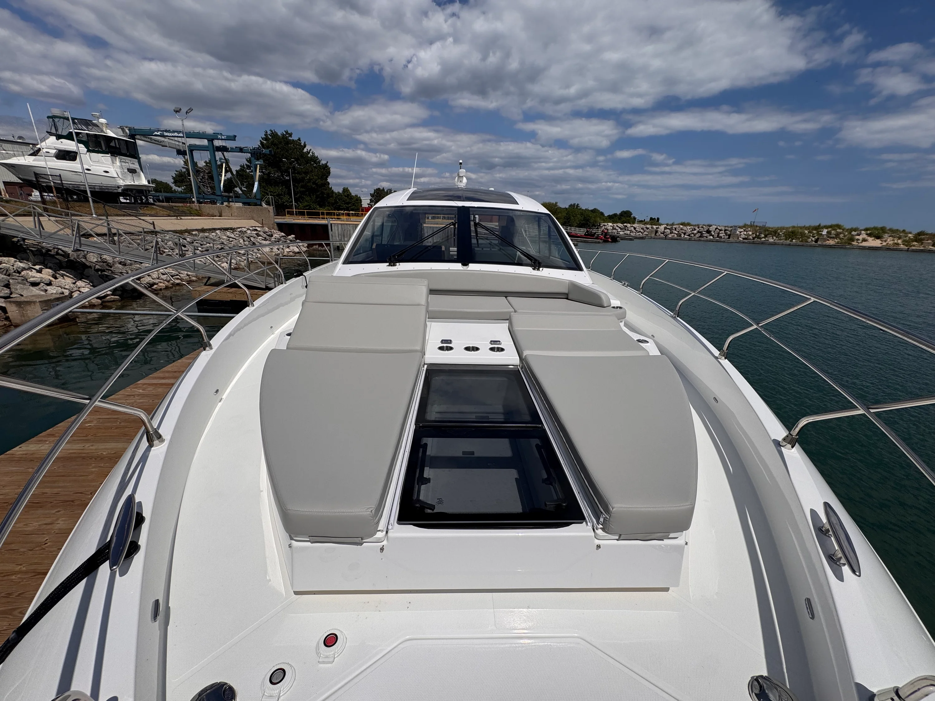 2025 Cruisers Yachts 60 CANTIUS Image Thumbnail #55