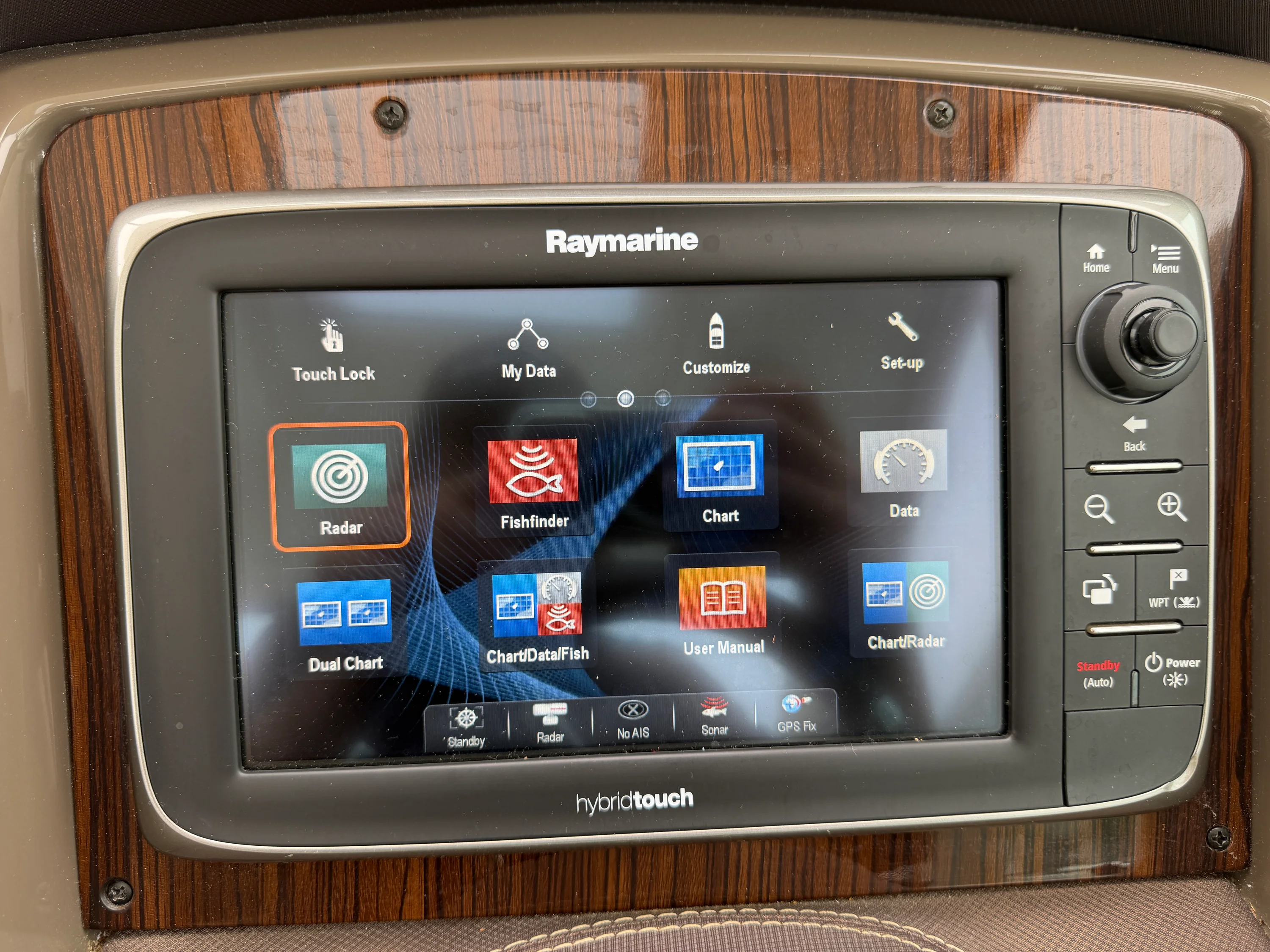 2014 Cruisers Yachts 380 EXPRESS Image Thumbnail #13