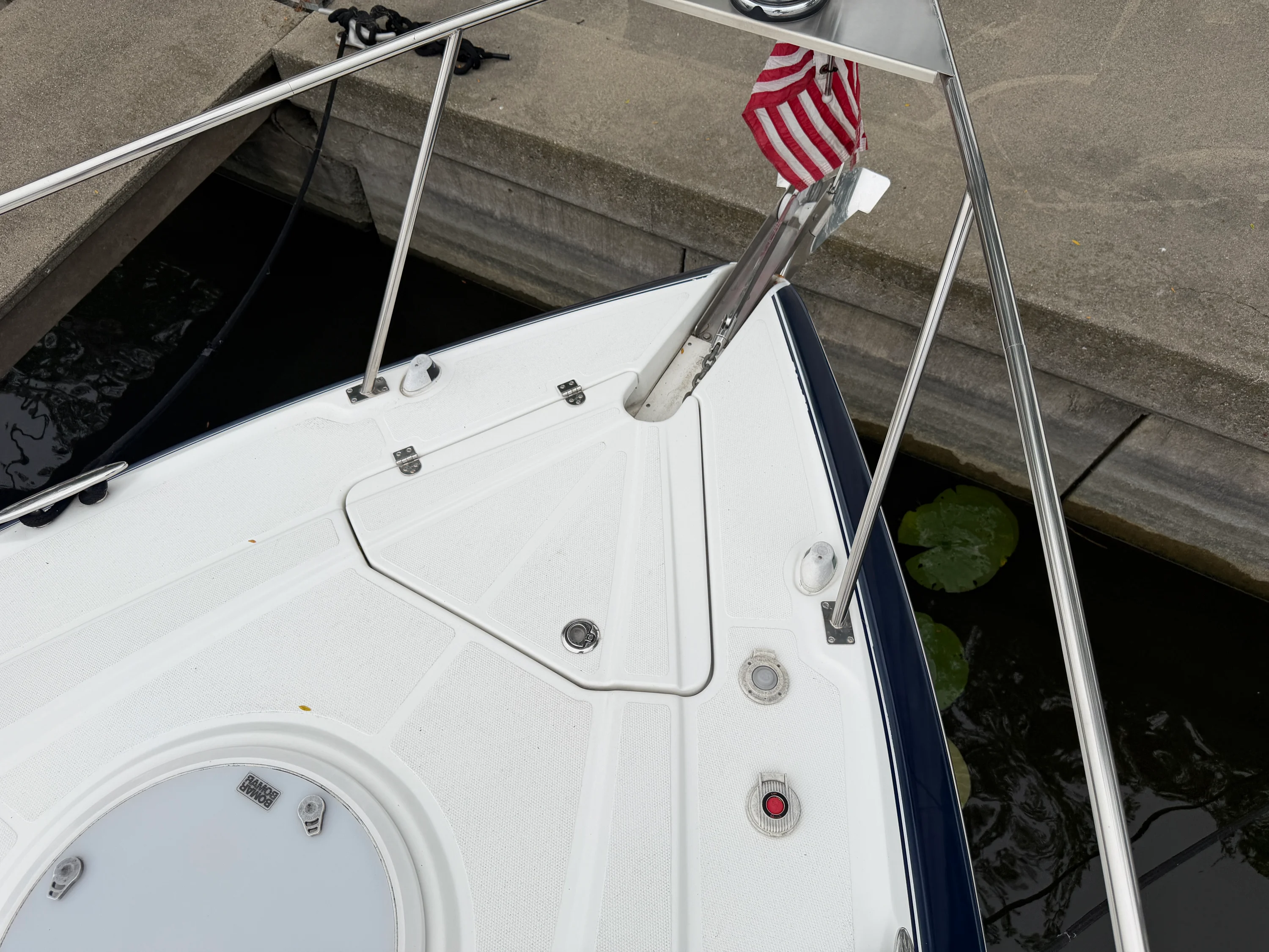 2014 Cruisers Yachts 380 EXPRESS Image Thumbnail #50