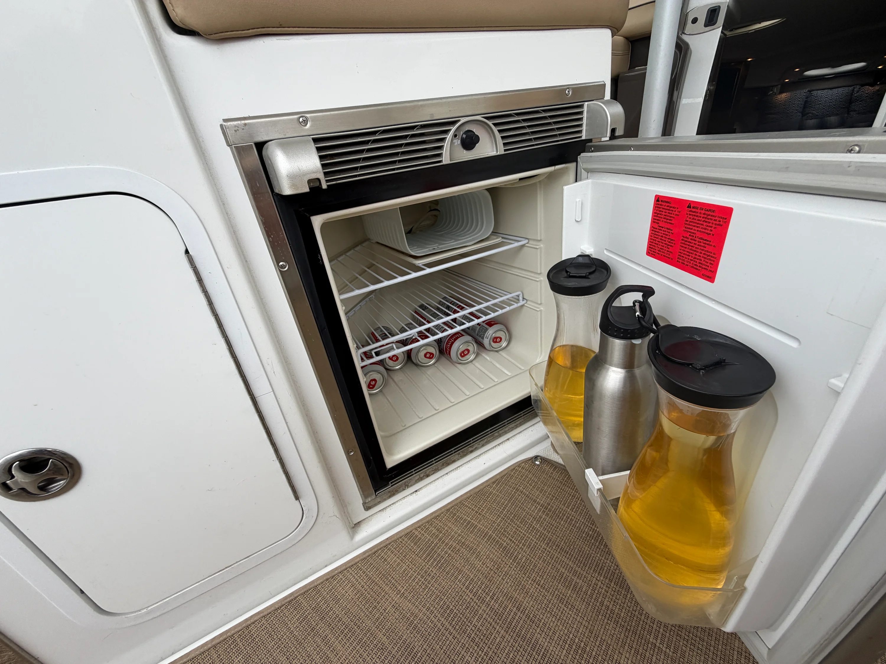 2014 Cruisers Yachts 380 EXPRESS Image Thumbnail #19