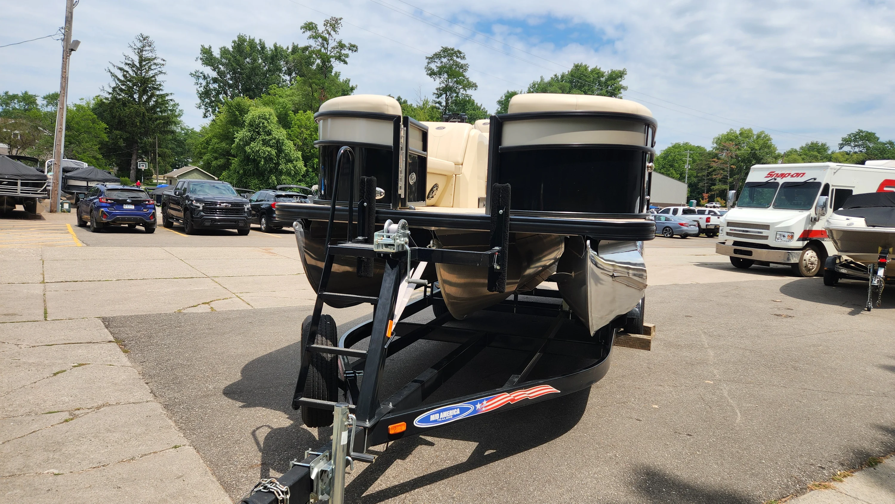 2019 Barletta E22Q Image Thumbnail #11