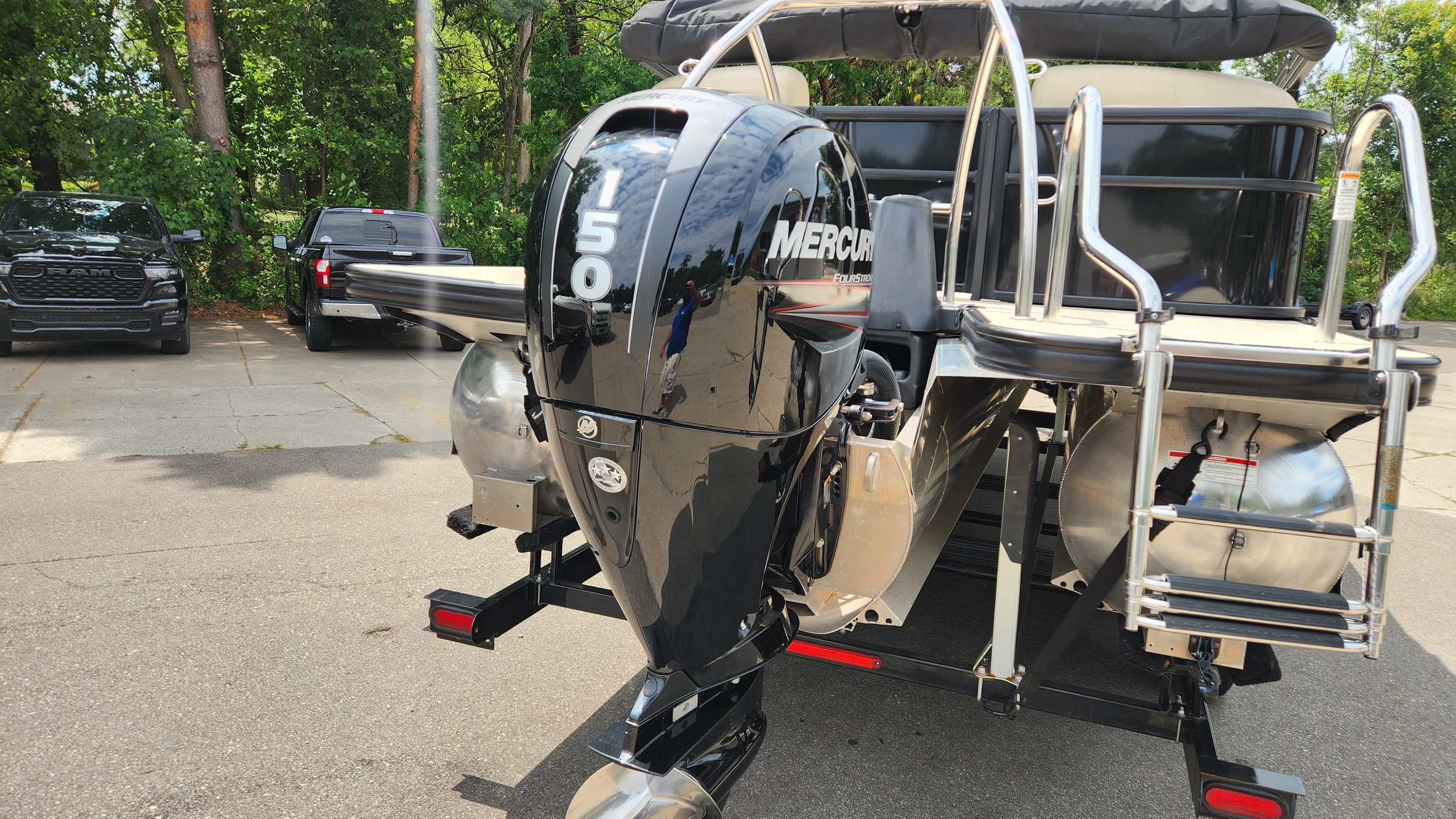2019 Barletta E22Q Image Thumbnail #7