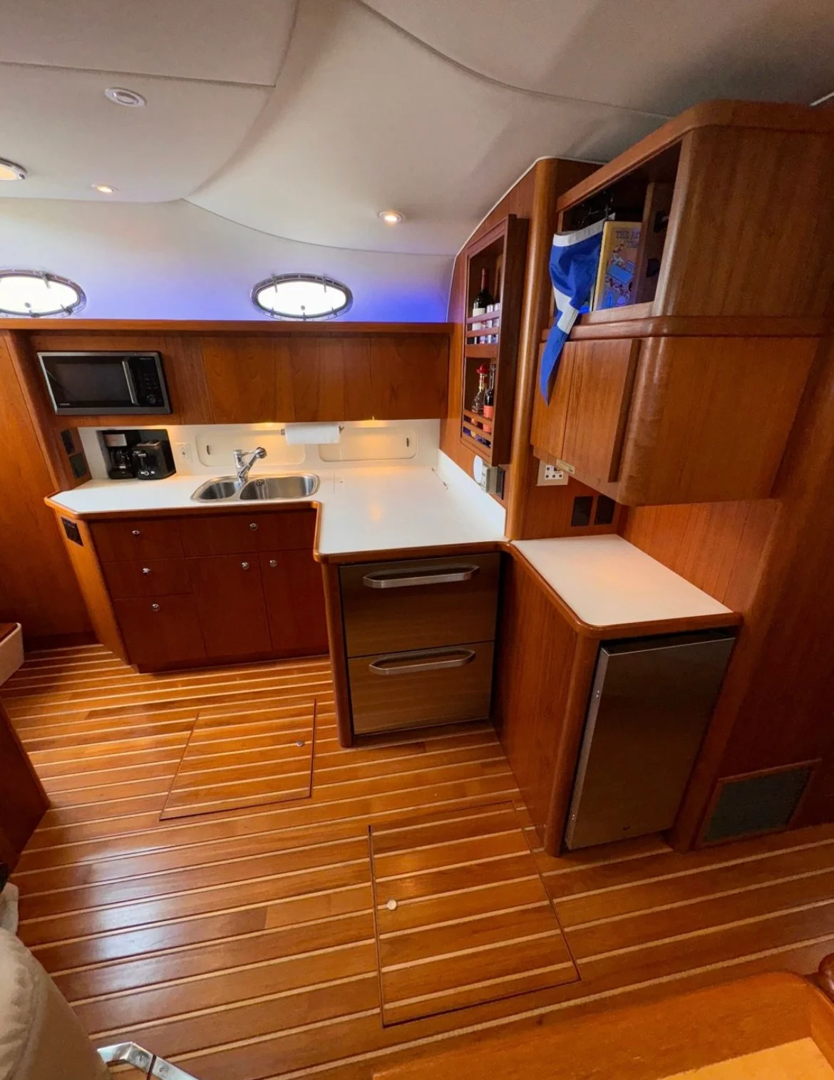 1997 Tiara Yachts 4000 EXPRESS Image Thumbnail #30