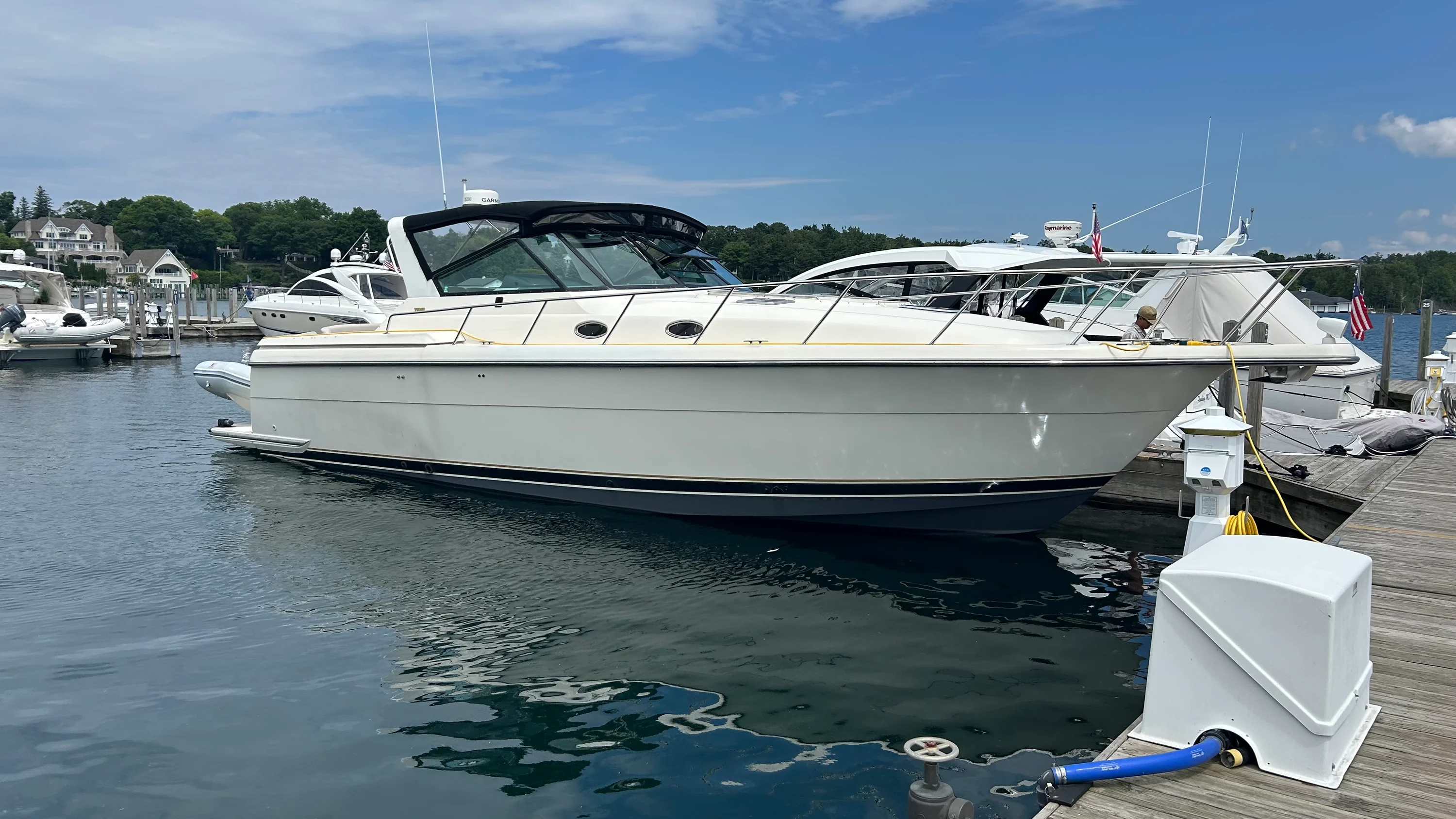 1997 Tiara Yachts 4000 EXPRESS Image Thumbnail #9