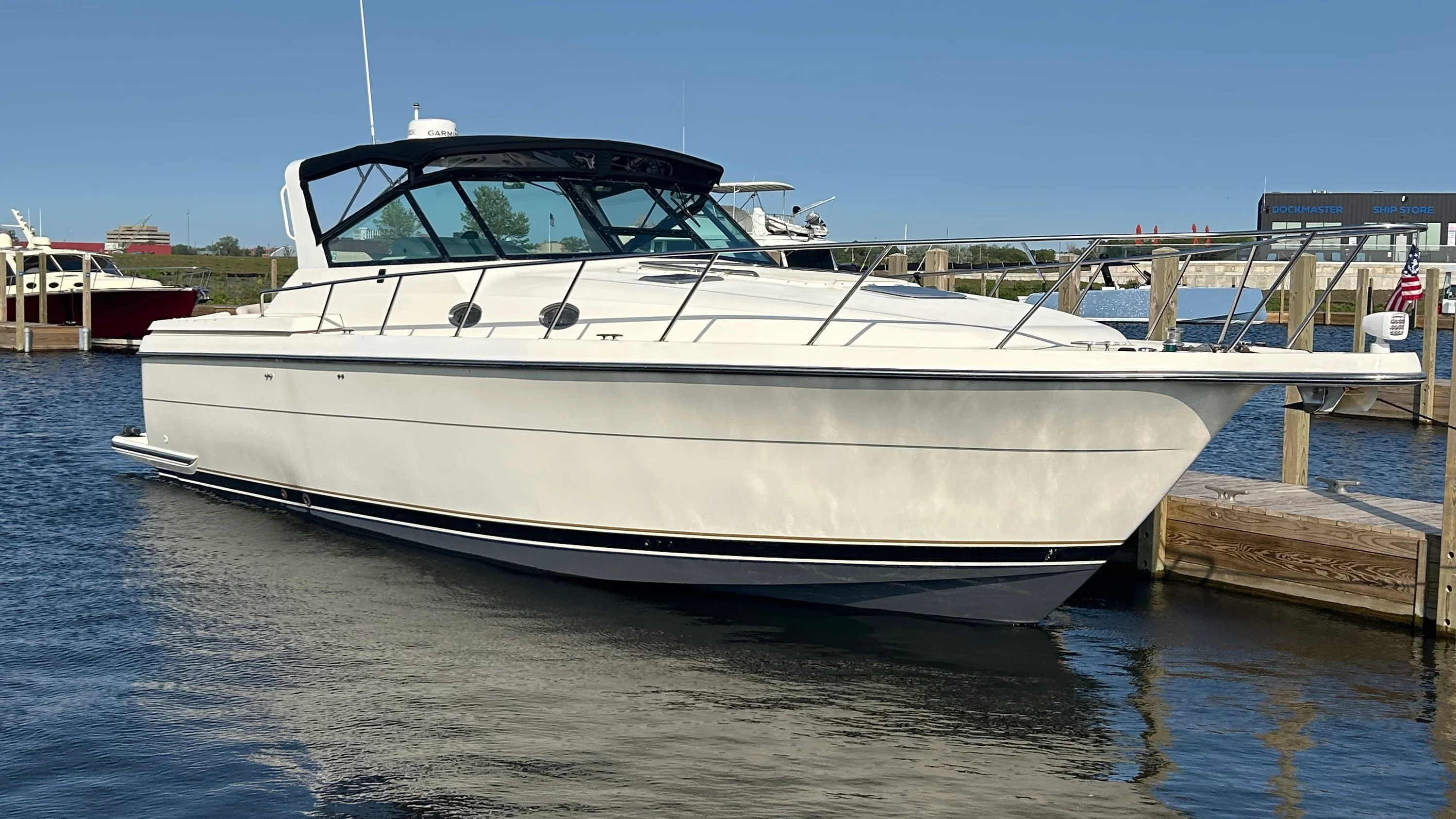 1997 Tiara Yachts 4000 EXPRESS Image Thumbnail #4