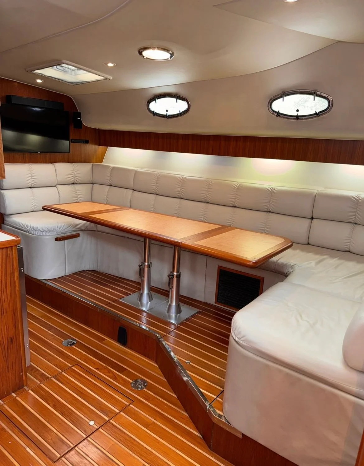 1997 Tiara Yachts 4000 EXPRESS Image Thumbnail #25