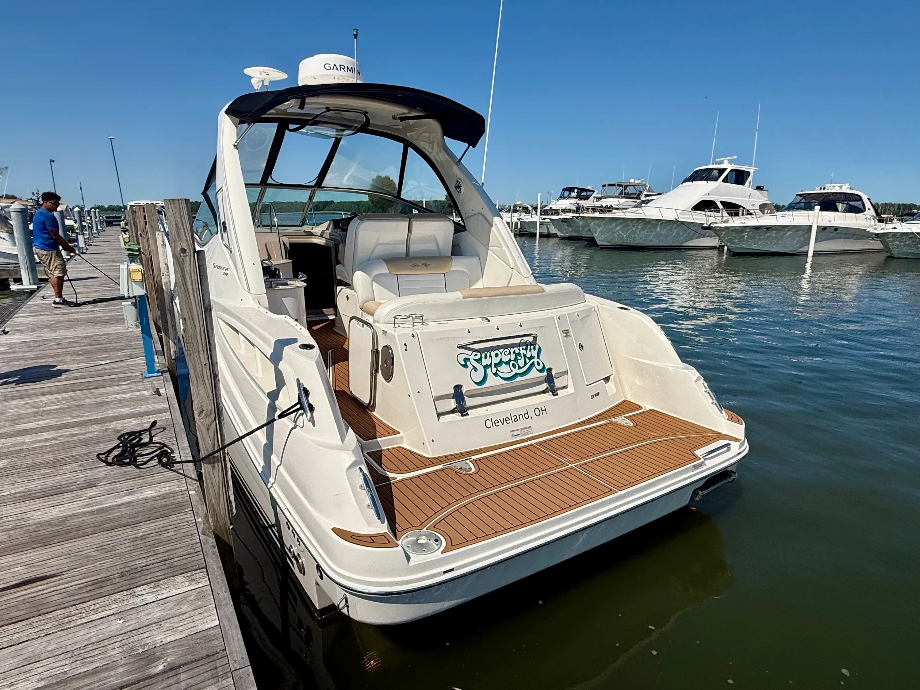 2009 Sea Ray 310 SUNDANCER Image Thumbnail #1
