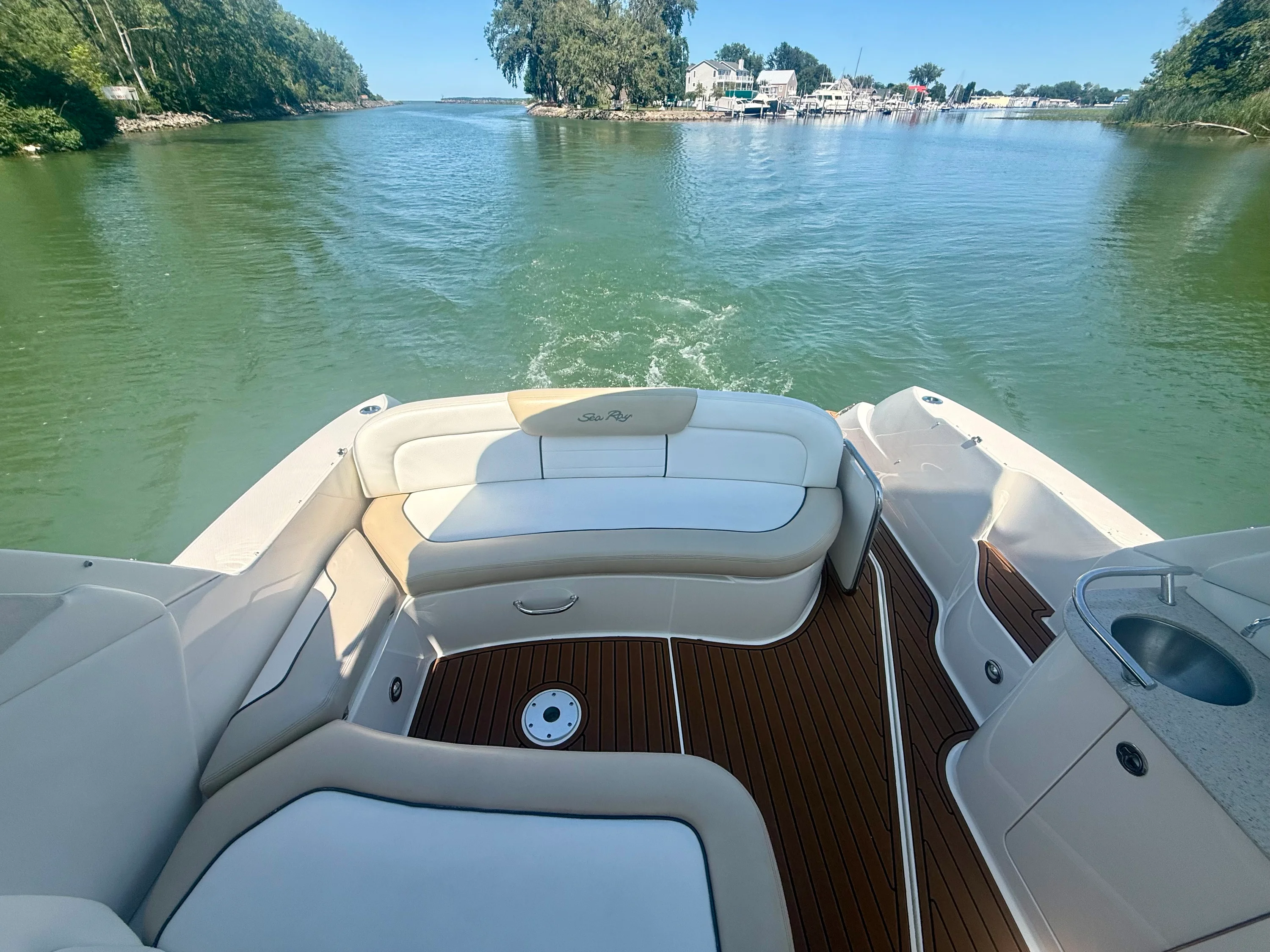 2009 Sea Ray 310 SUNDANCER Image Thumbnail #6