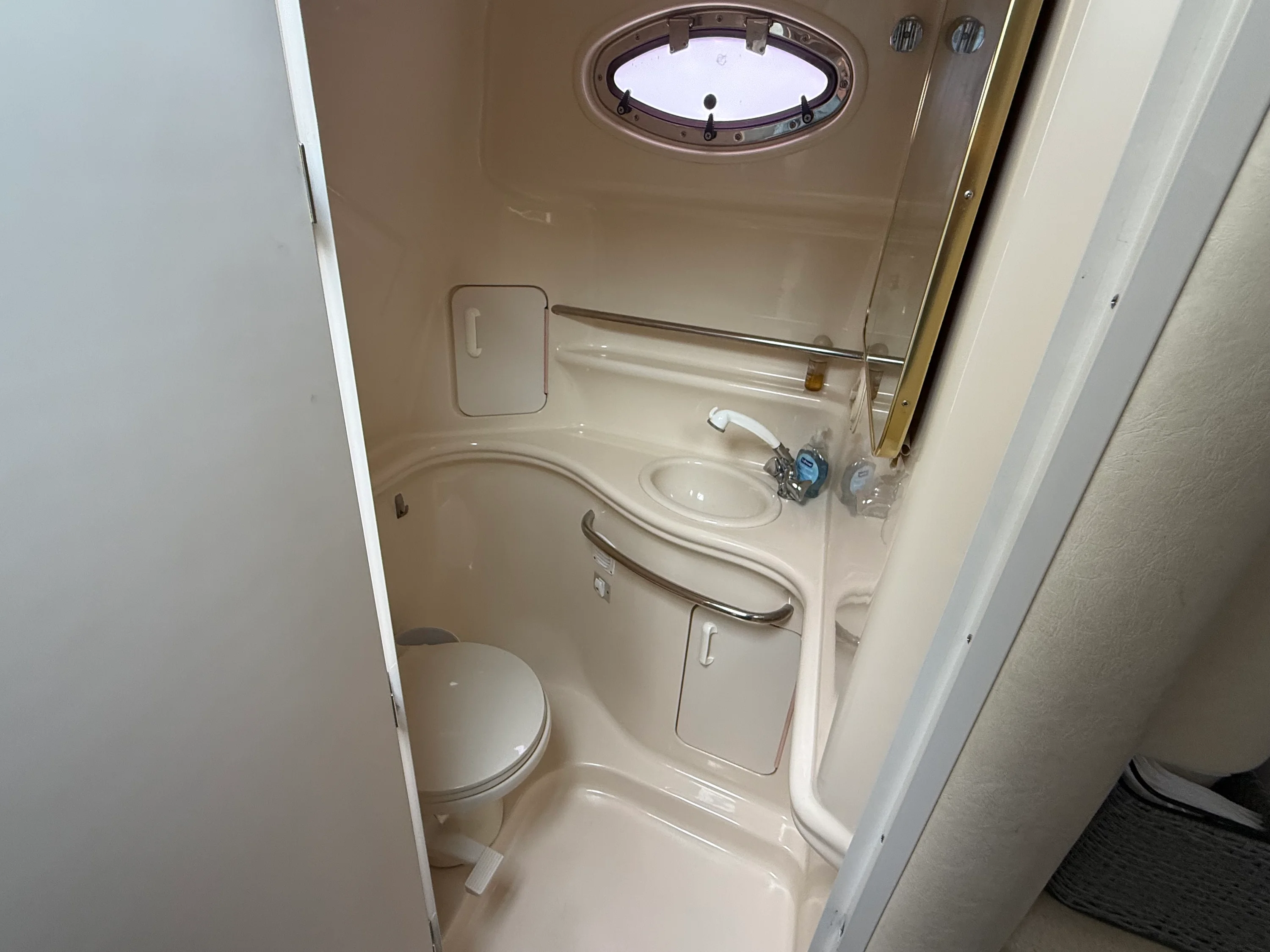 1999 Sea Ray 340 SUNDANCER Image Thumbnail #15