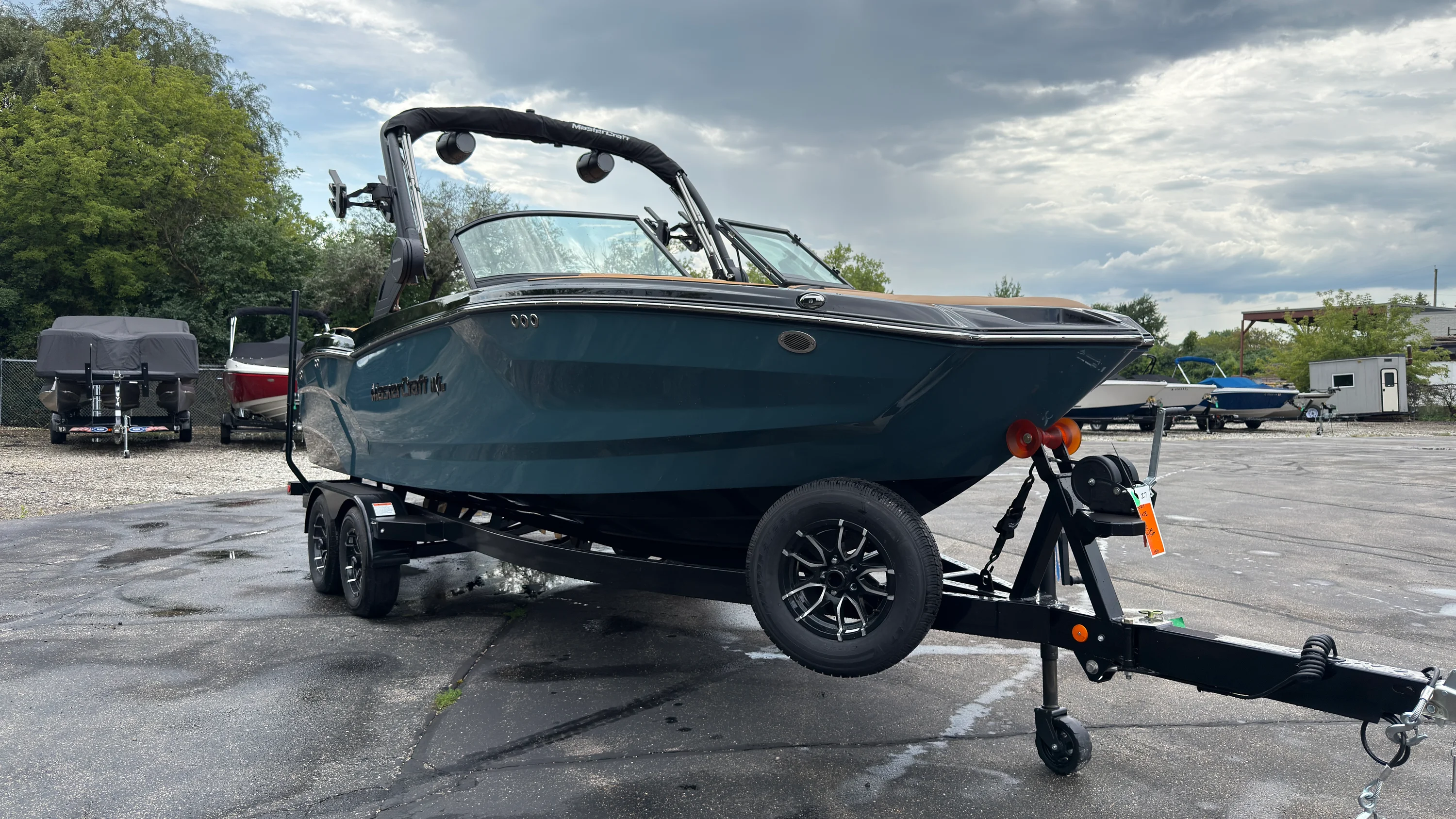 2027 Mastercraft NXT23 Image Thumbnail #4