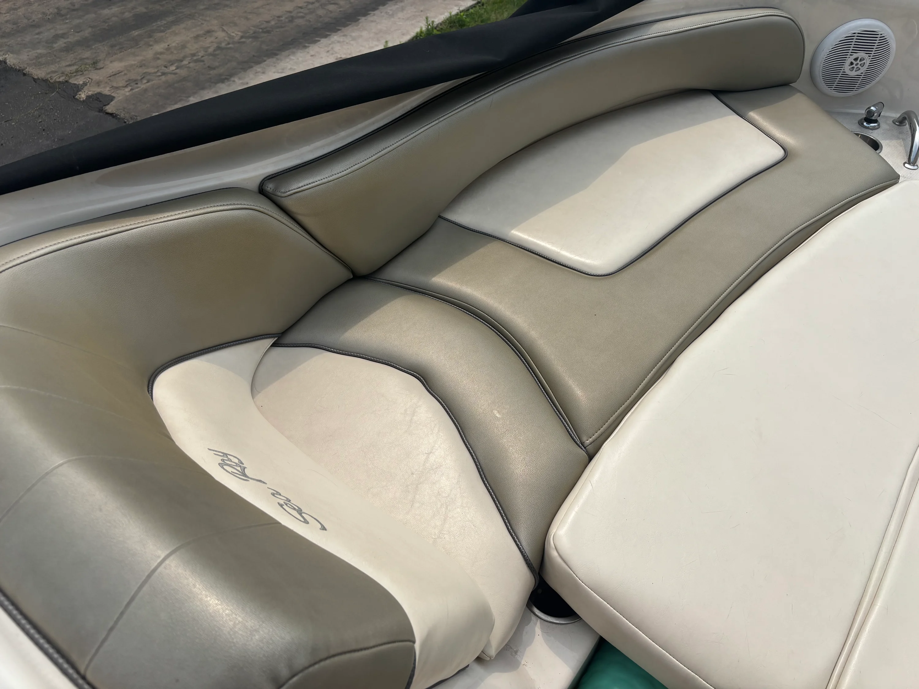 2005 Sea Ray 240 SUNDECK Image Thumbnail #12