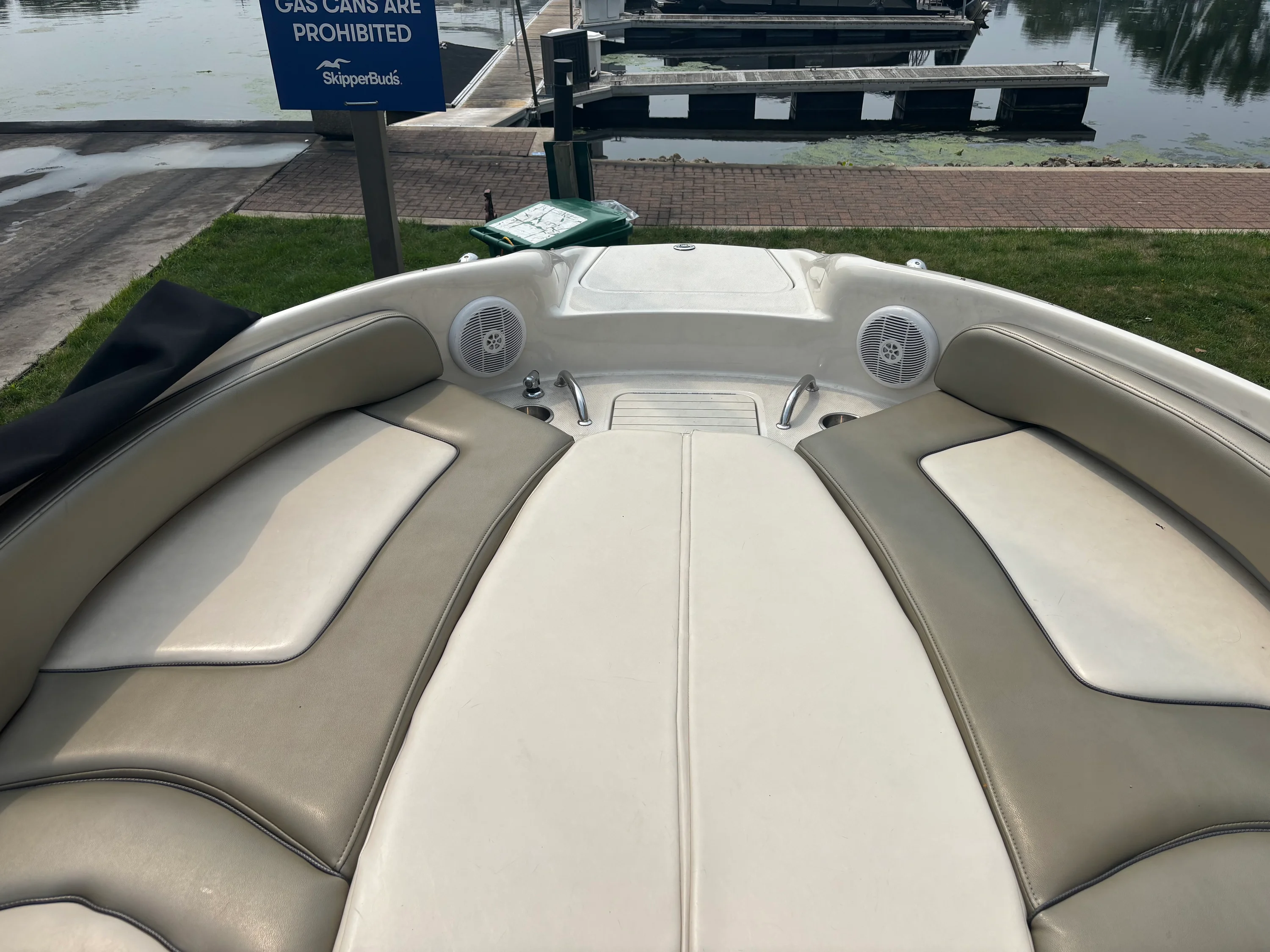 2005 Sea Ray 240 SUNDECK Image Thumbnail #9