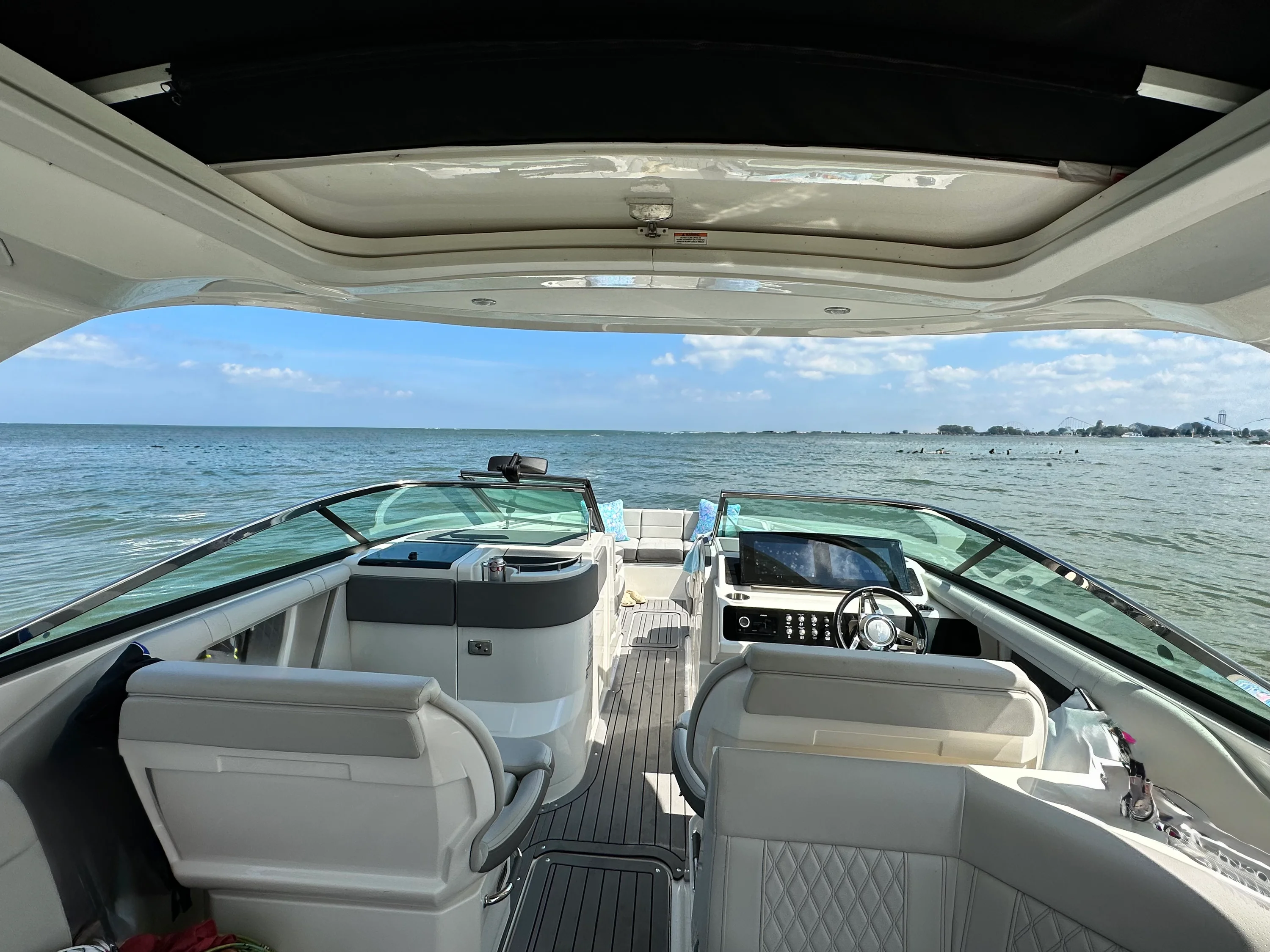 2021 Sea Ray 310 SLX OB Image Thumbnail #21