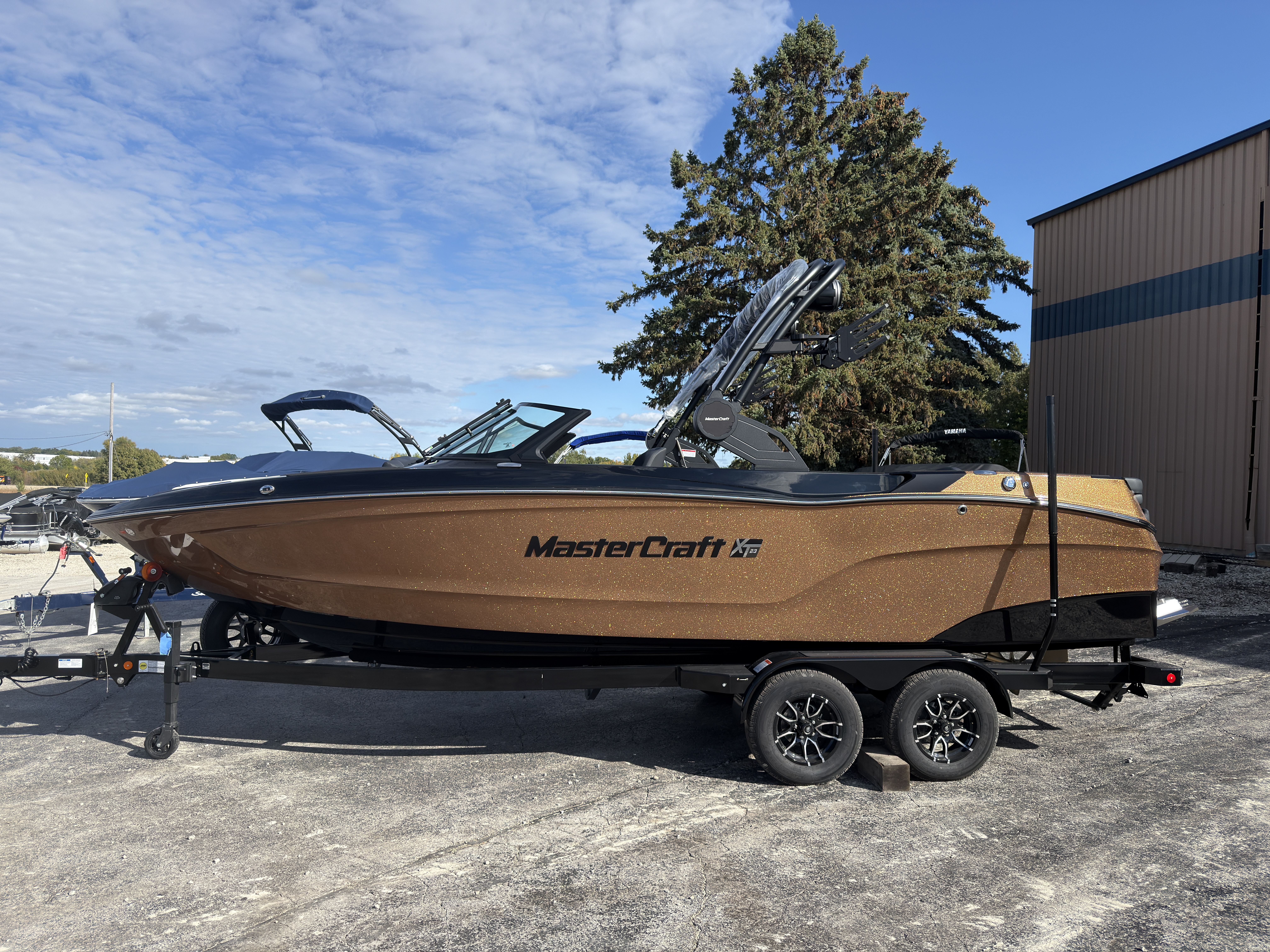 2027 MasterCraft XT23  for Sale in Bay City, MI