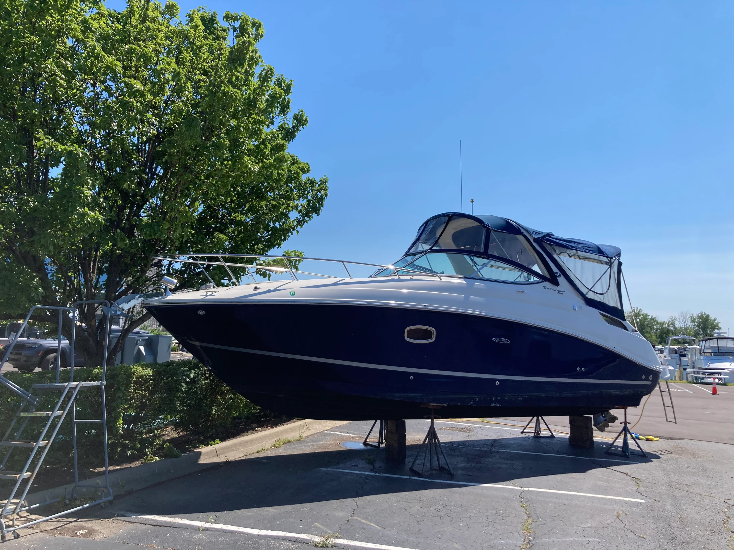 2012 Sea Ray 280 SUNDANCER Image Thumbnail #4