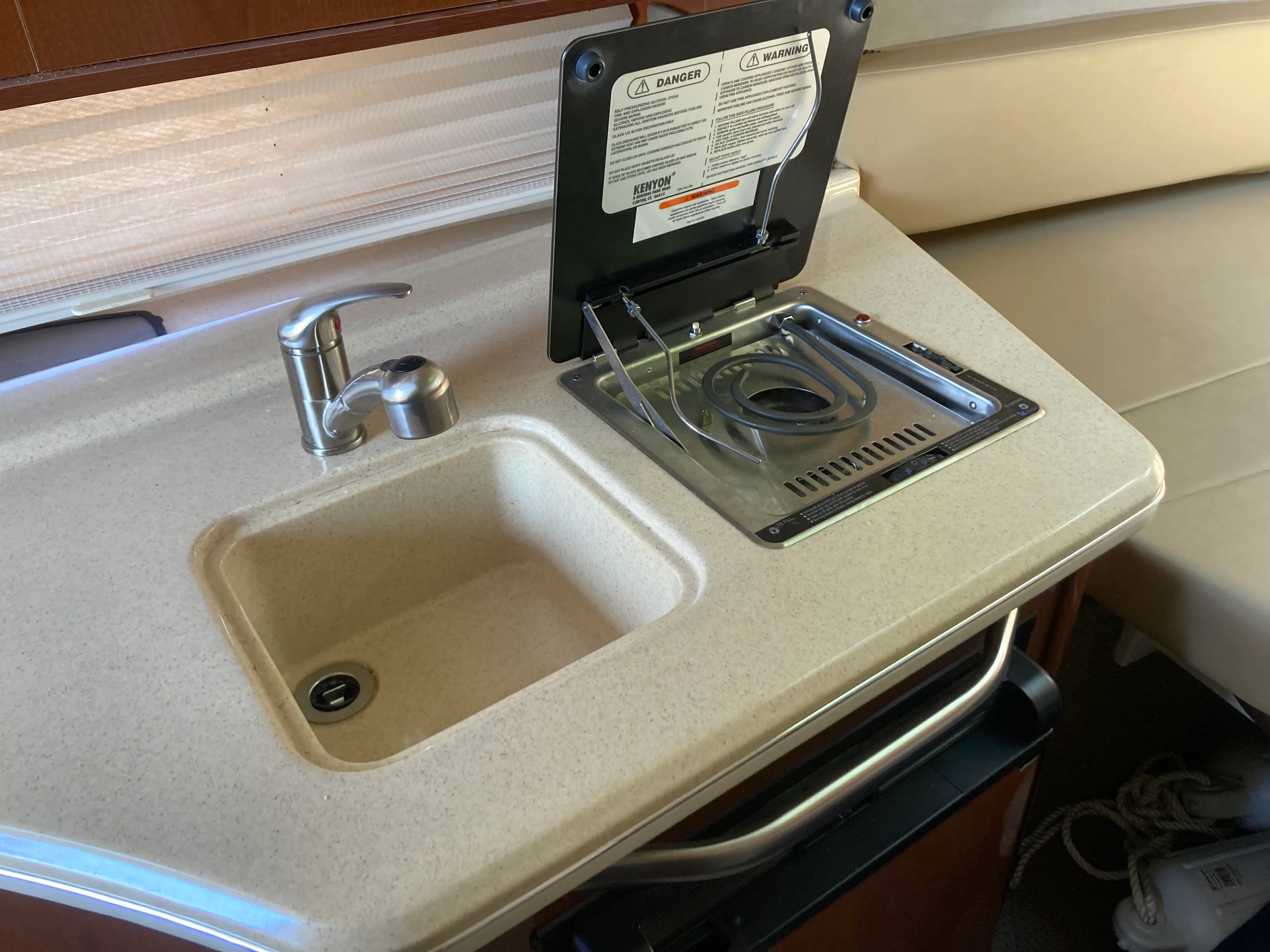 2012 Sea Ray 280 SUNDANCER Image Thumbnail #39