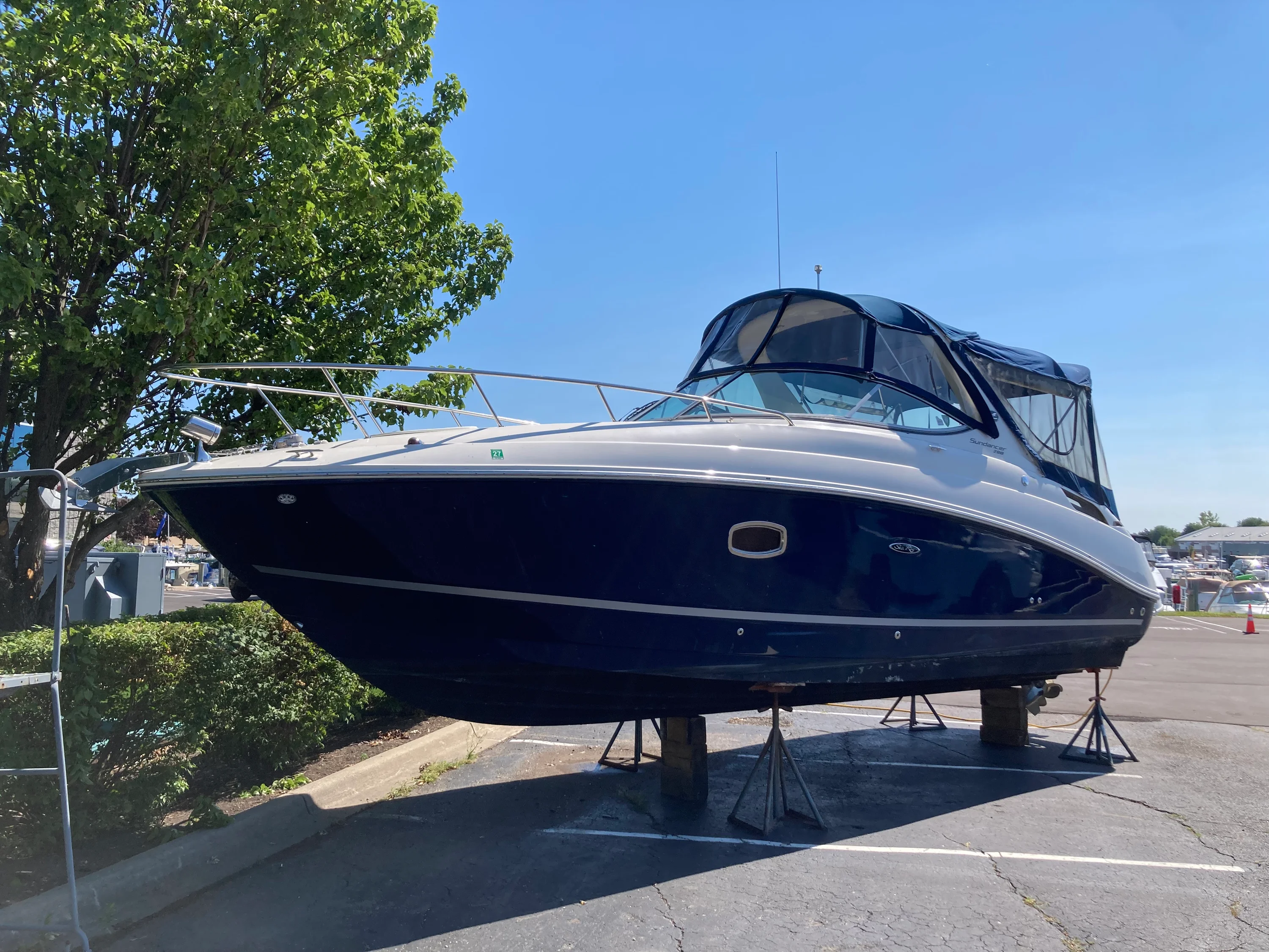 2012 Sea Ray 280 SUNDANCER Image Thumbnail #9
