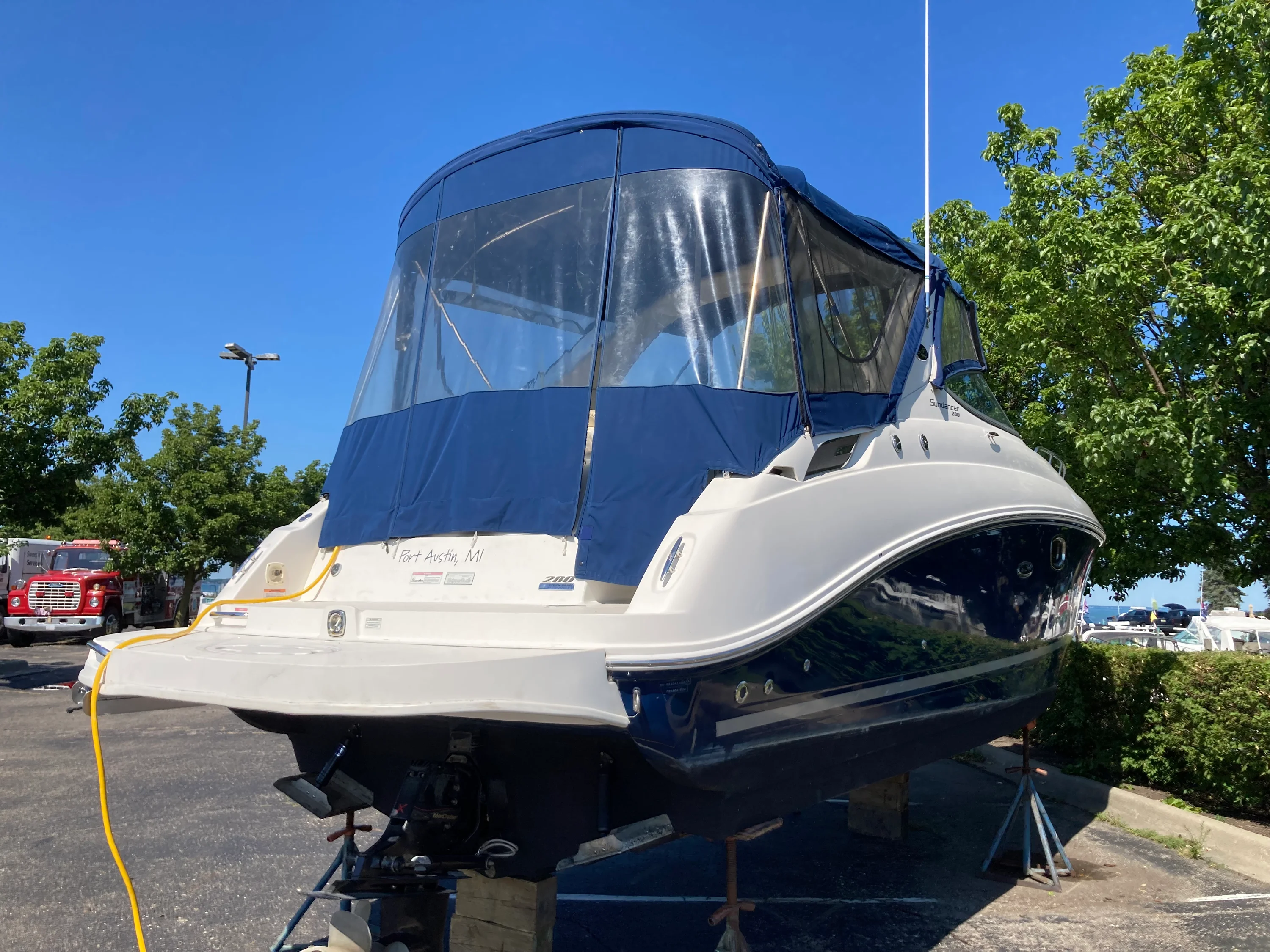 2012 Sea Ray 280 SUNDANCER Image Thumbnail #11