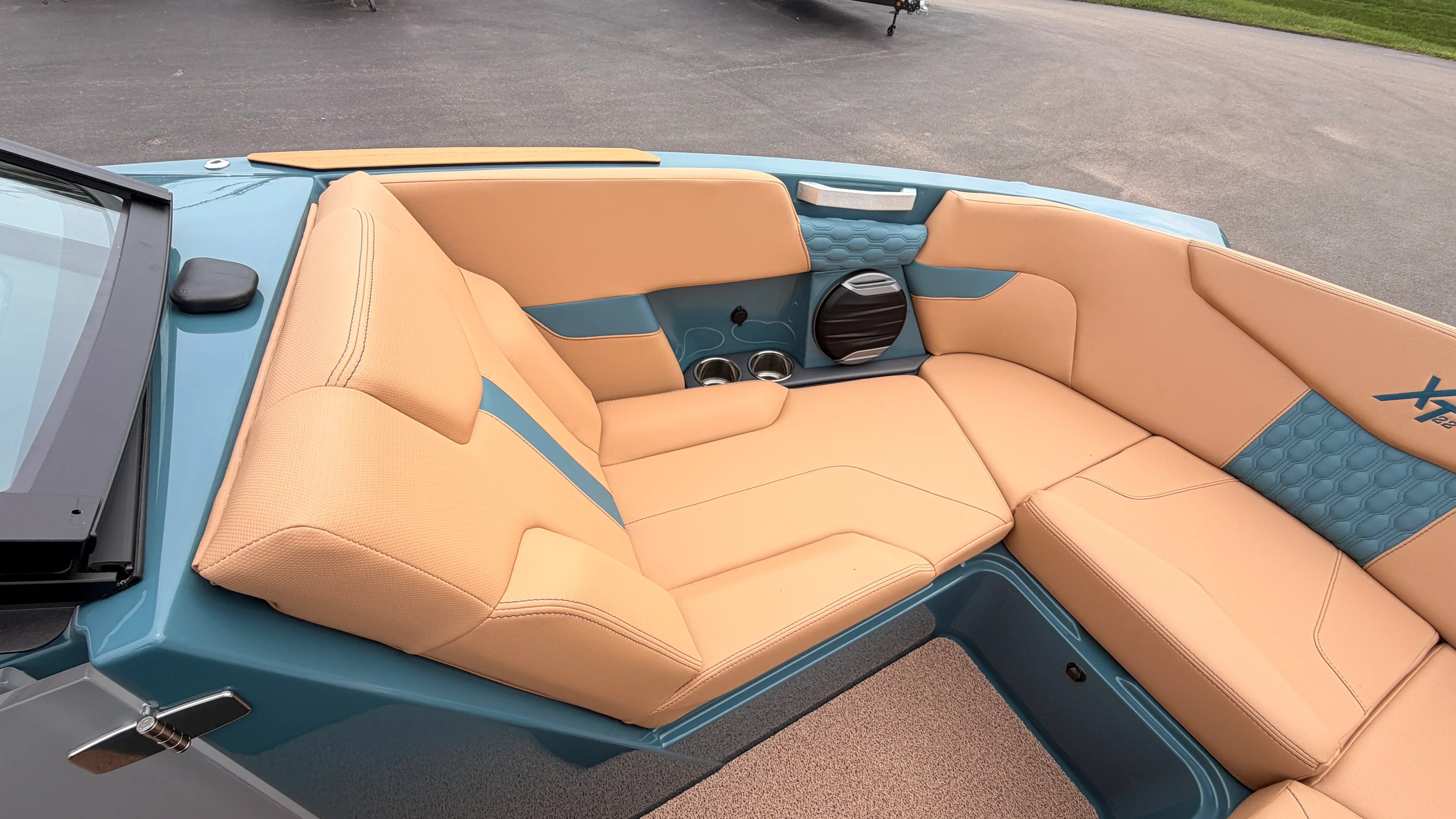 2027 Mastercraft XT22 Image Thumbnail #66