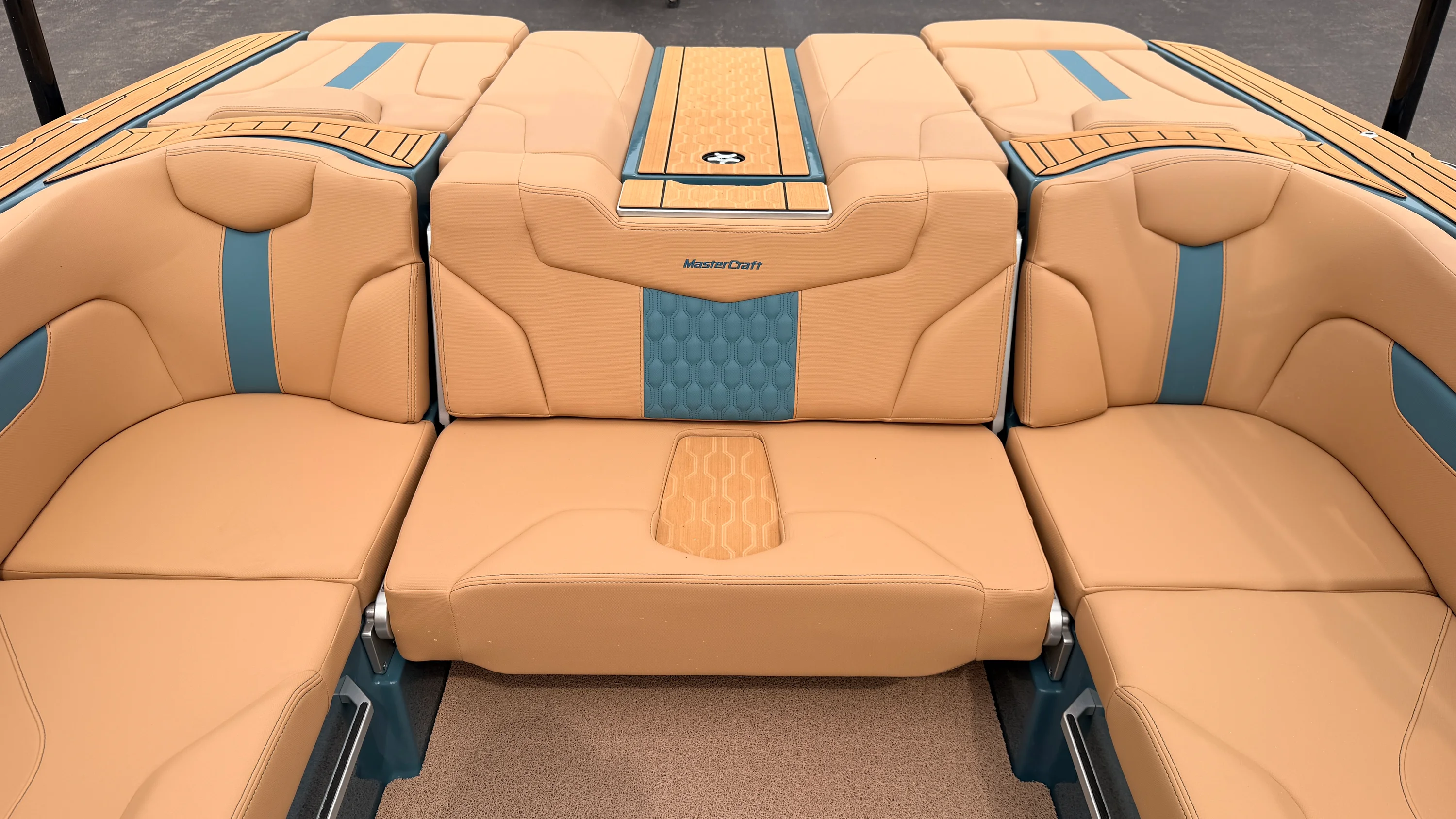 2027 Mastercraft XT22 Image Thumbnail #33