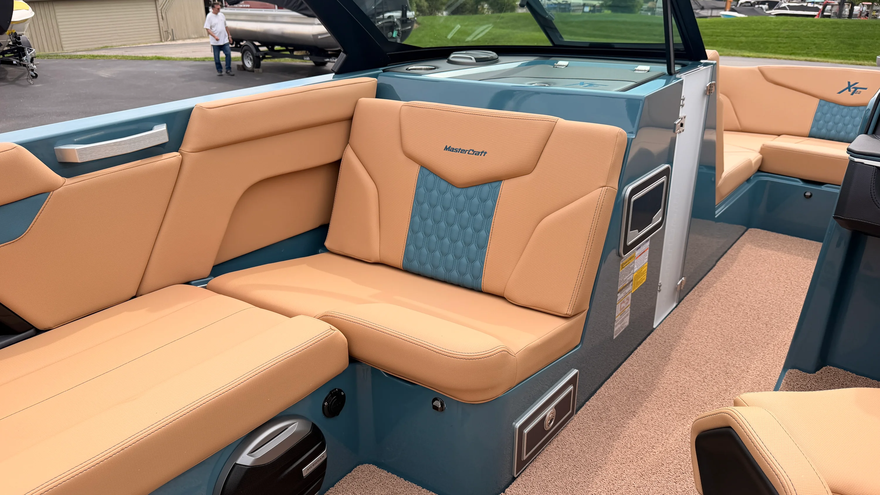 2027 Mastercraft XT22 Image Thumbnail #44
