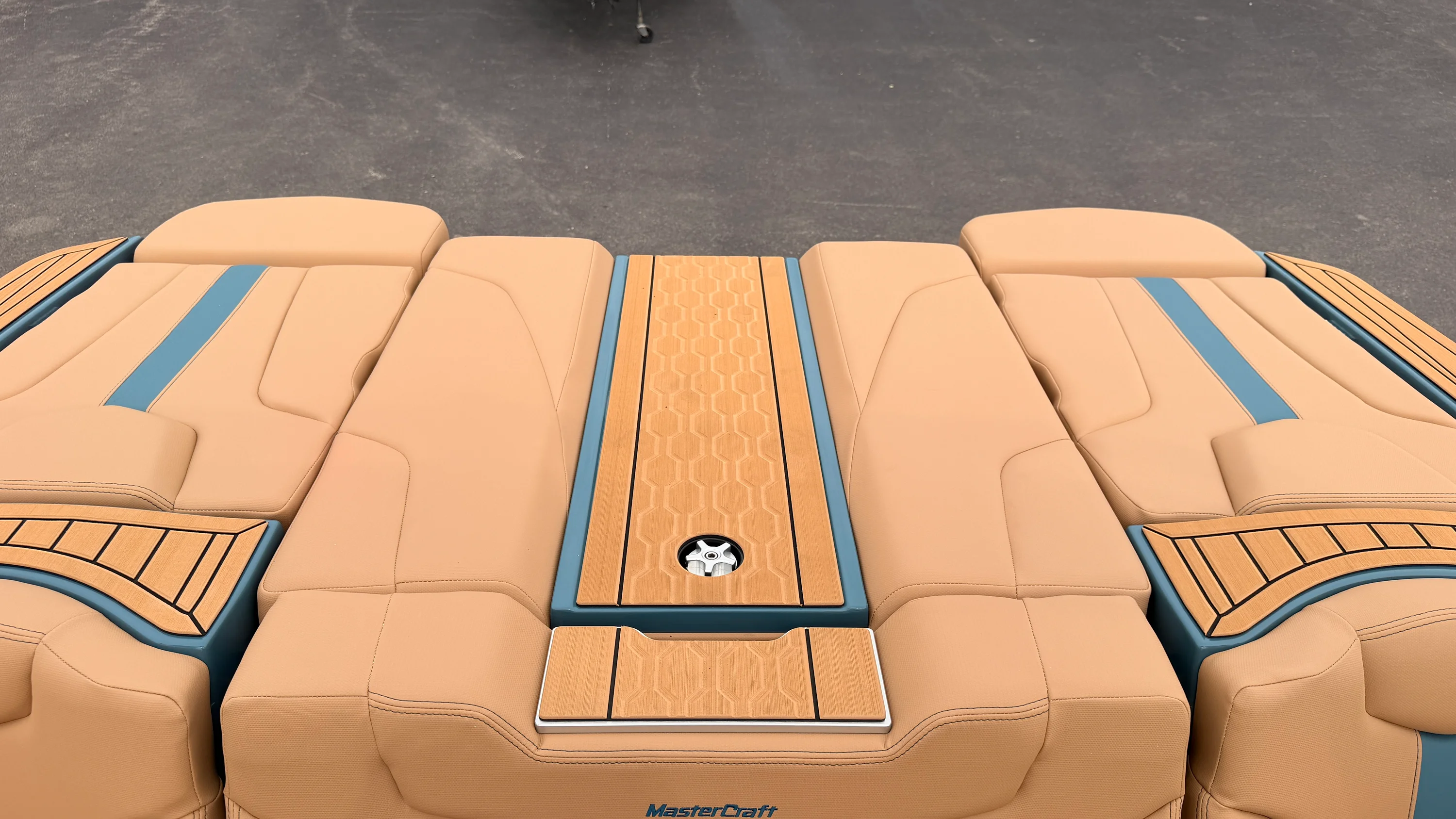 2027 Mastercraft XT22 Image Thumbnail #21