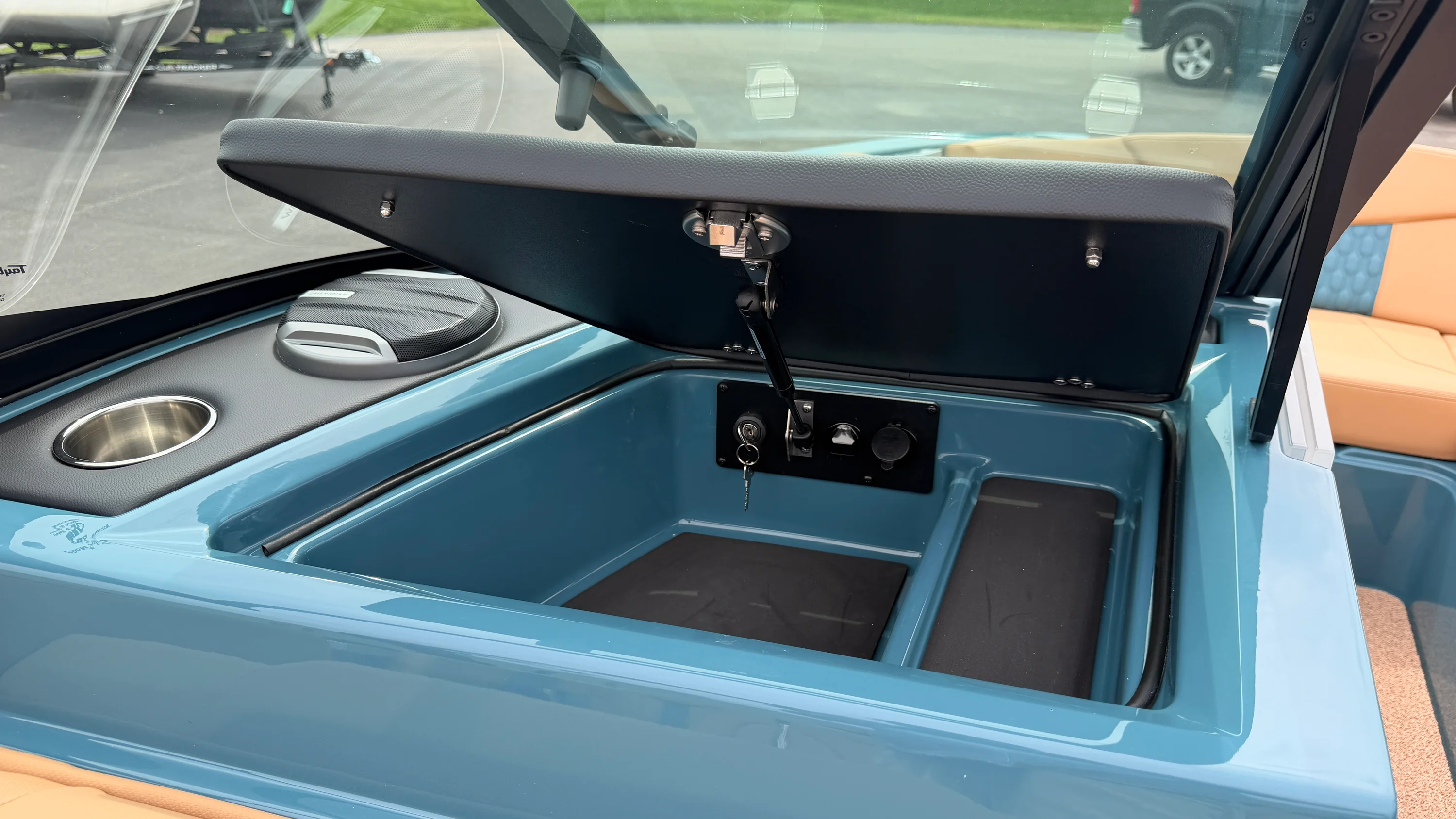 2027 Mastercraft XT22 Image Thumbnail #49