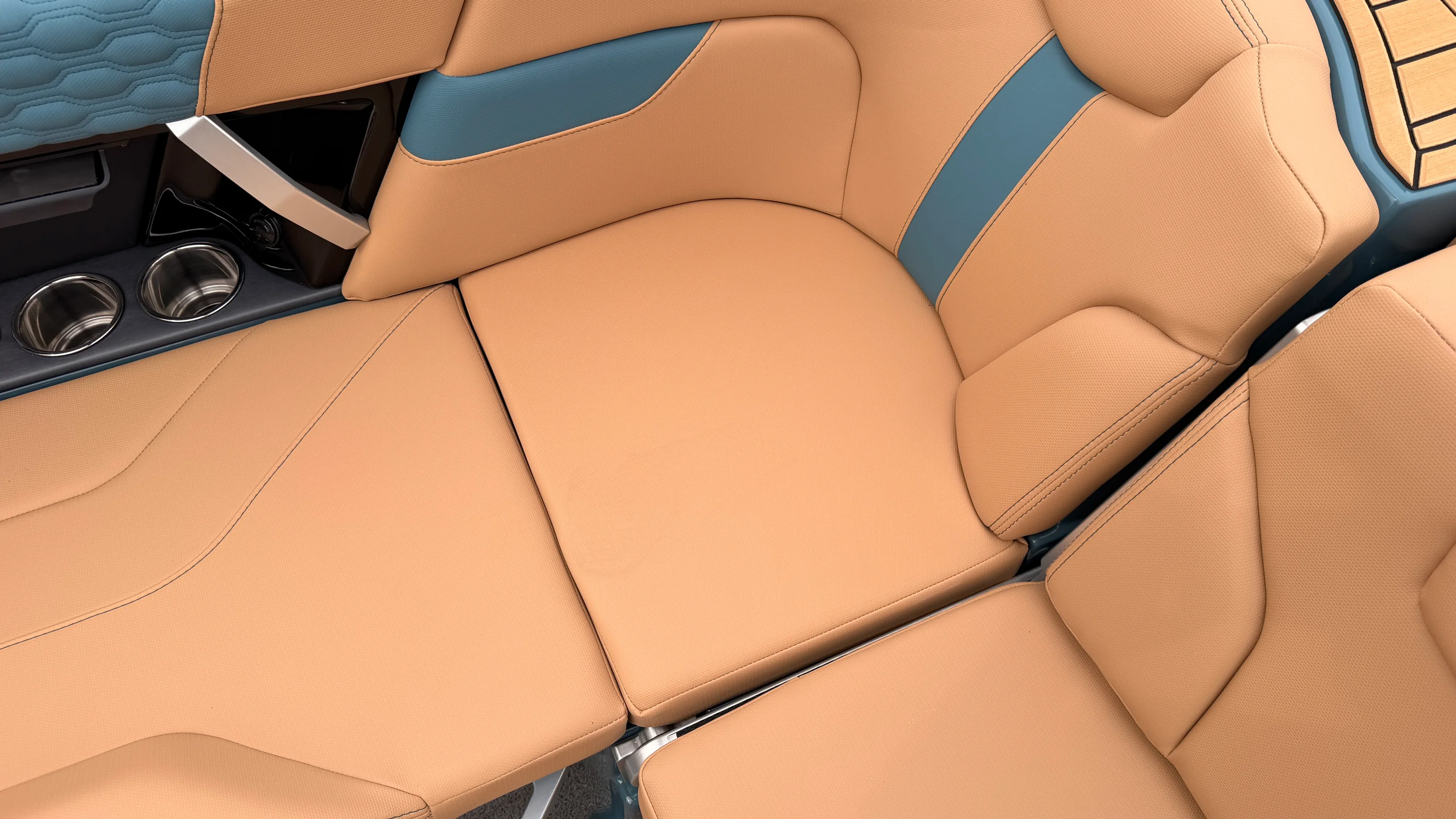 2027 Mastercraft XT22 Image Thumbnail #26