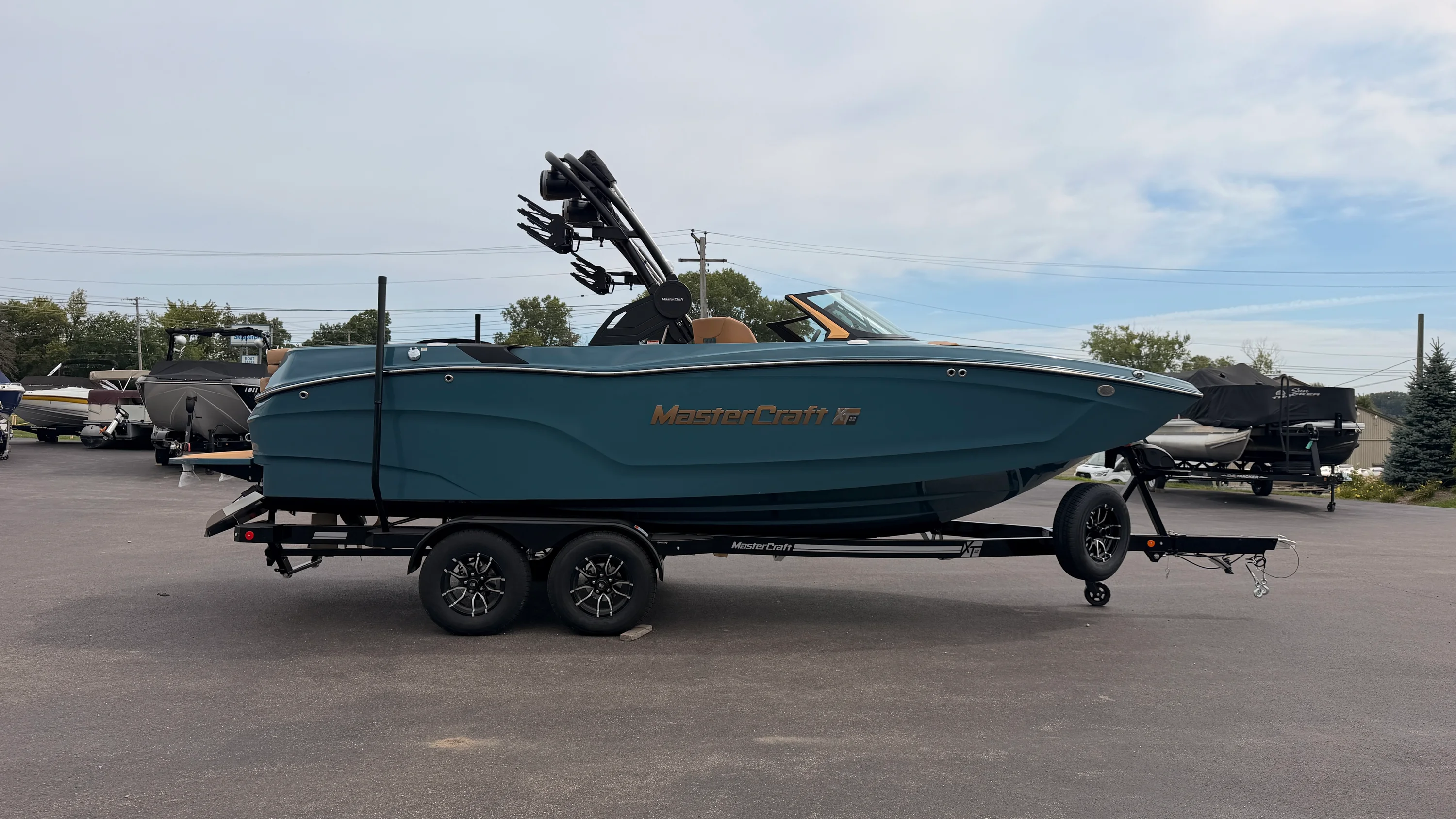 2027 Mastercraft XT22 Image Thumbnail #0