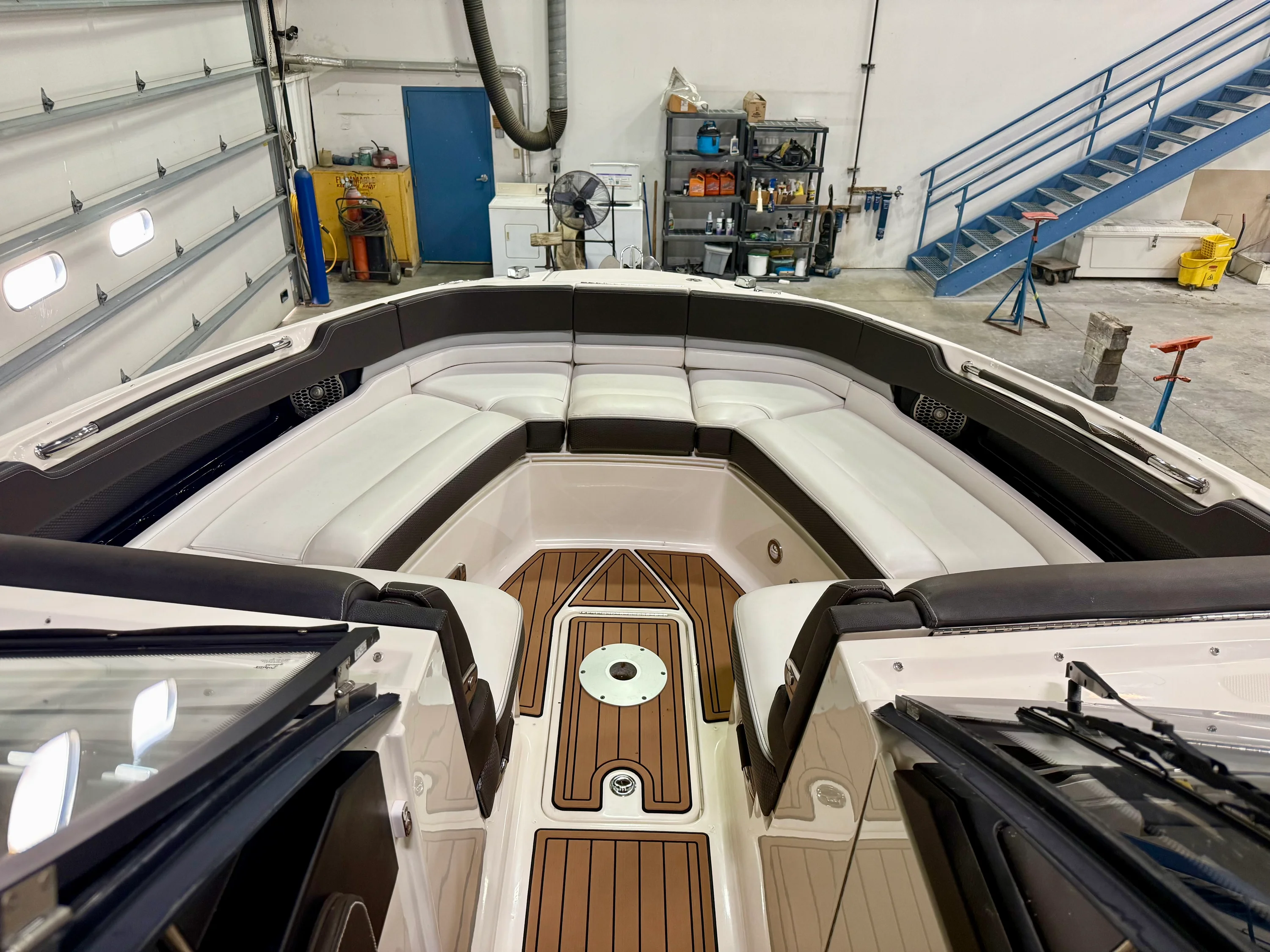 2017 Sea Ray 310 SLX Image Thumbnail #6