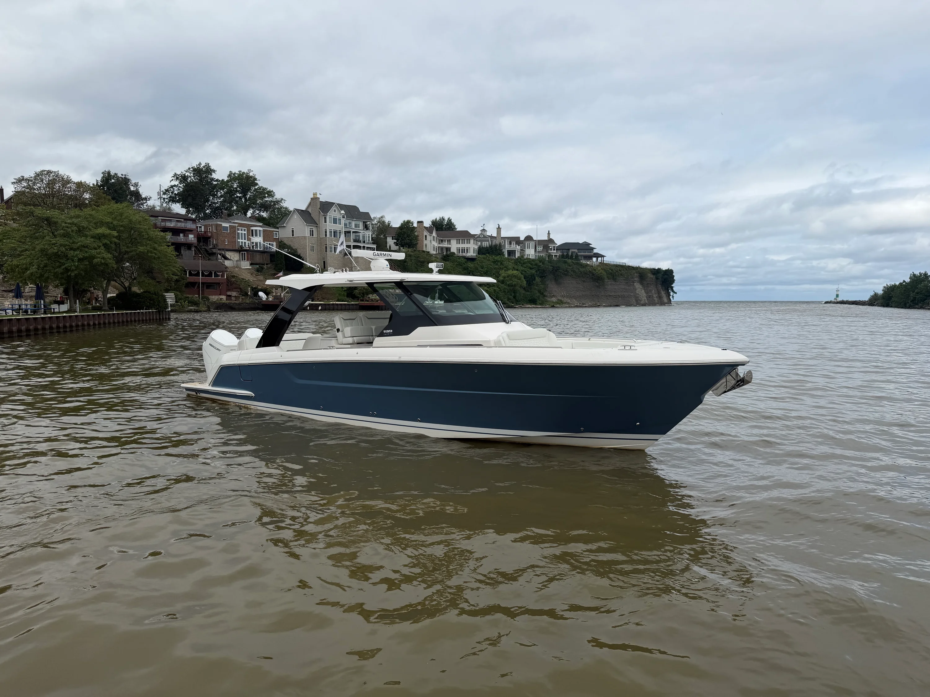 2027 Tiara Yachts 39 LS Image Thumbnail #6