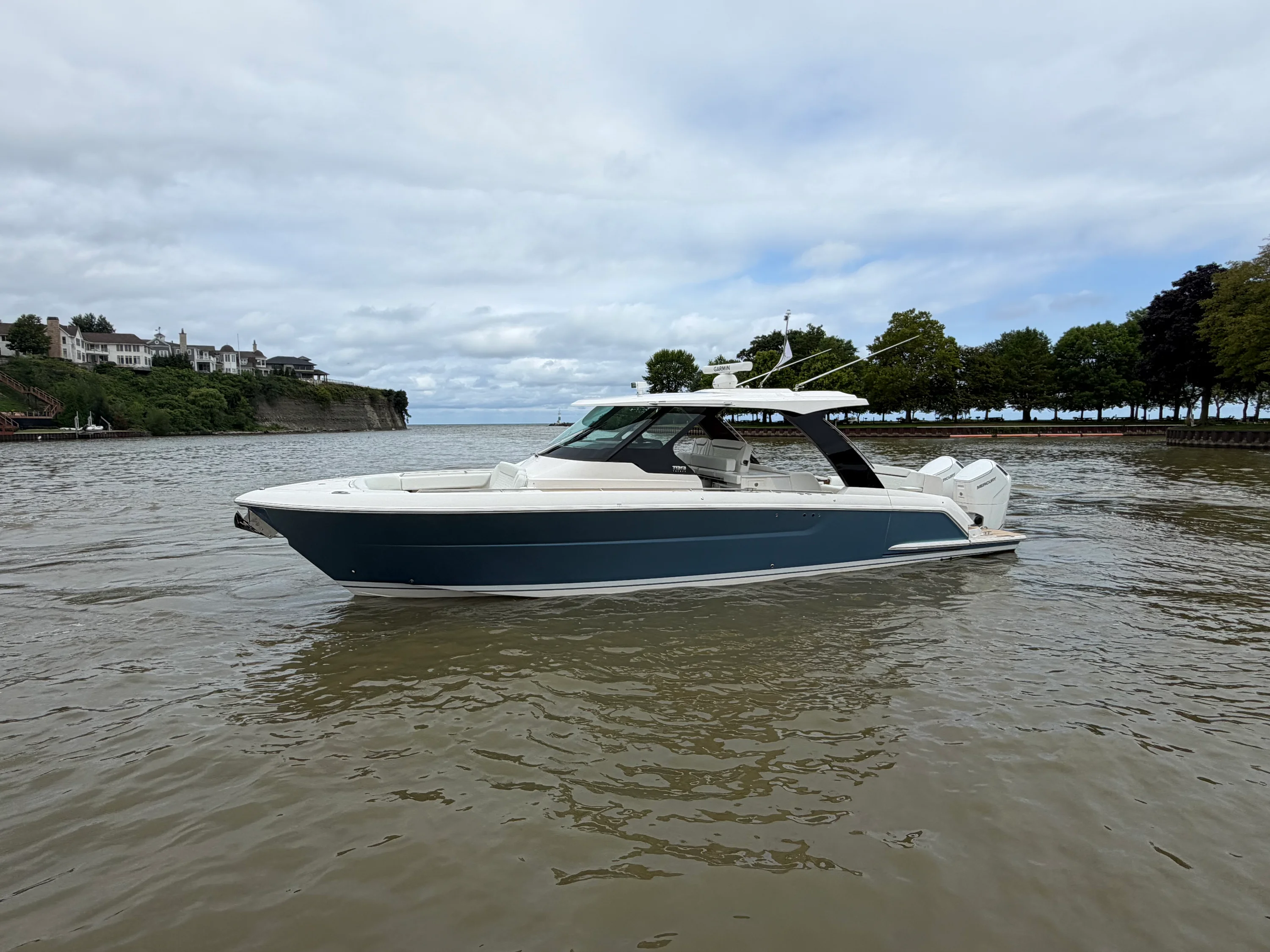 2027 Tiara Yachts 39 LS Image Thumbnail #2