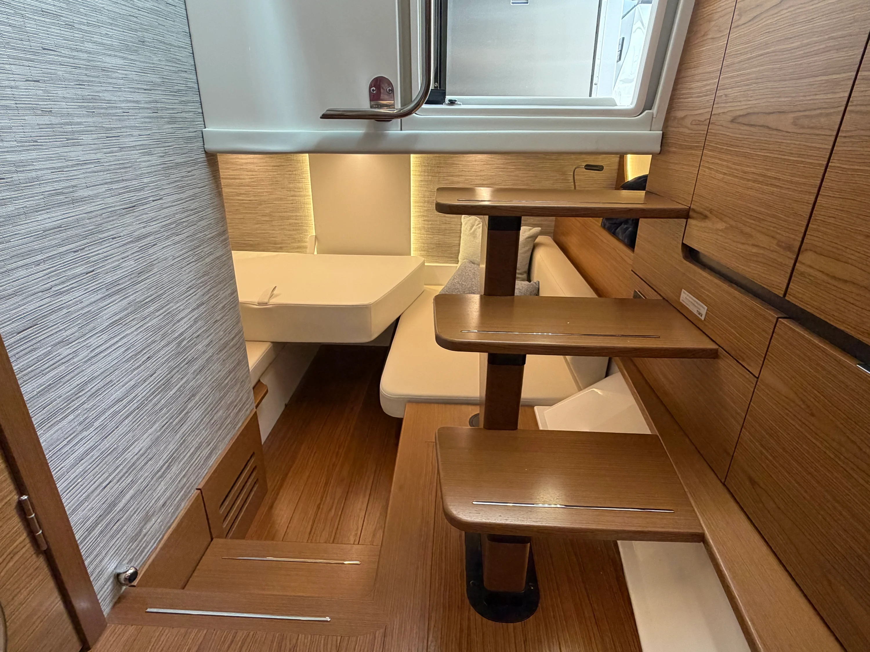 2027 Tiara Yachts 39 LS Image Thumbnail #29