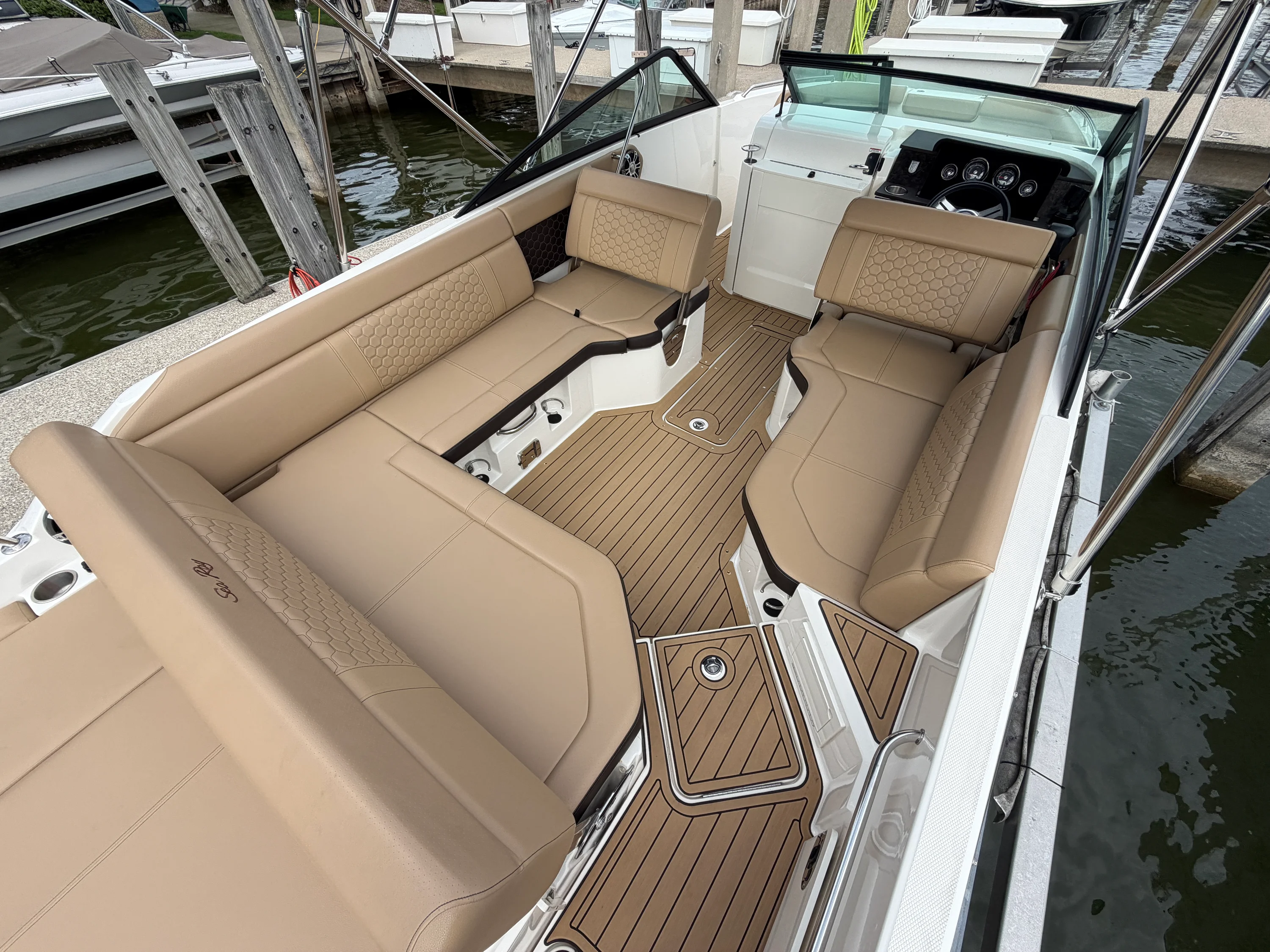 2019 Sea Ray 250 SDX Image Thumbnail #8