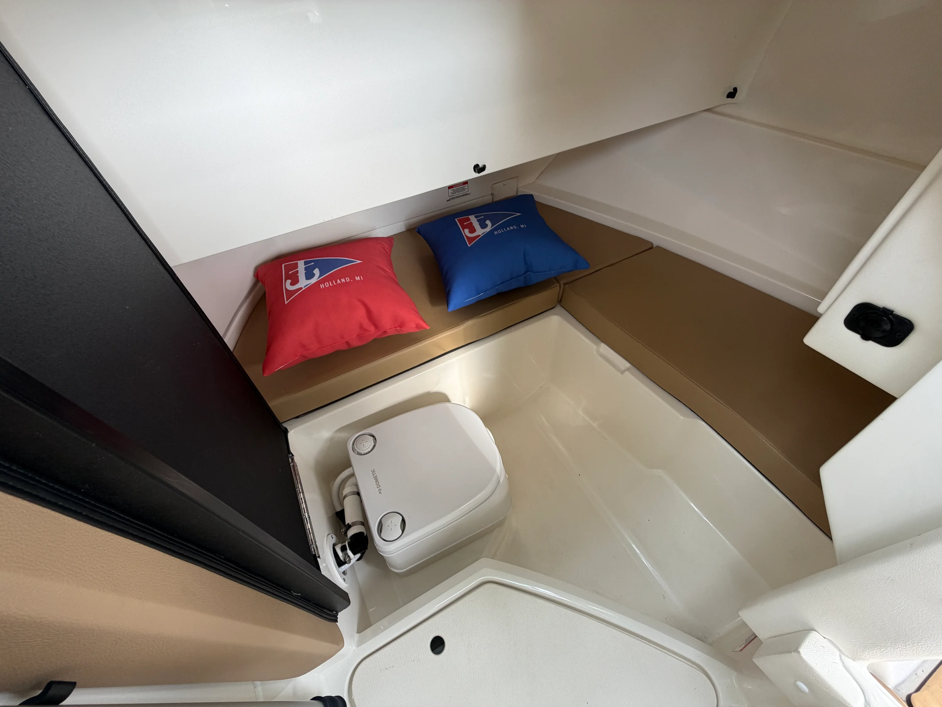 2019 Sea Ray 250 SDX Image Thumbnail #24