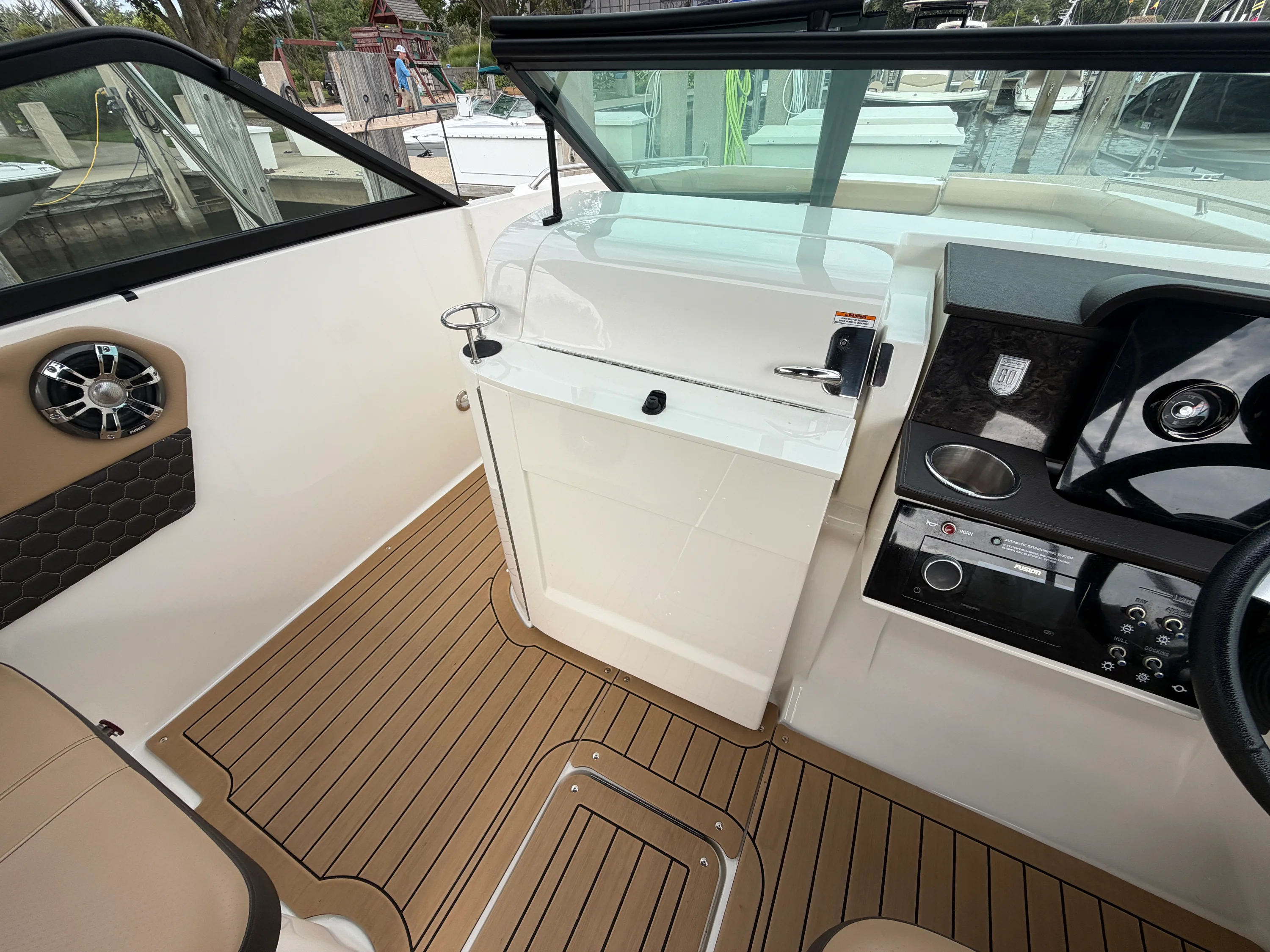 2019 Sea Ray 250 SDX Image Thumbnail #22