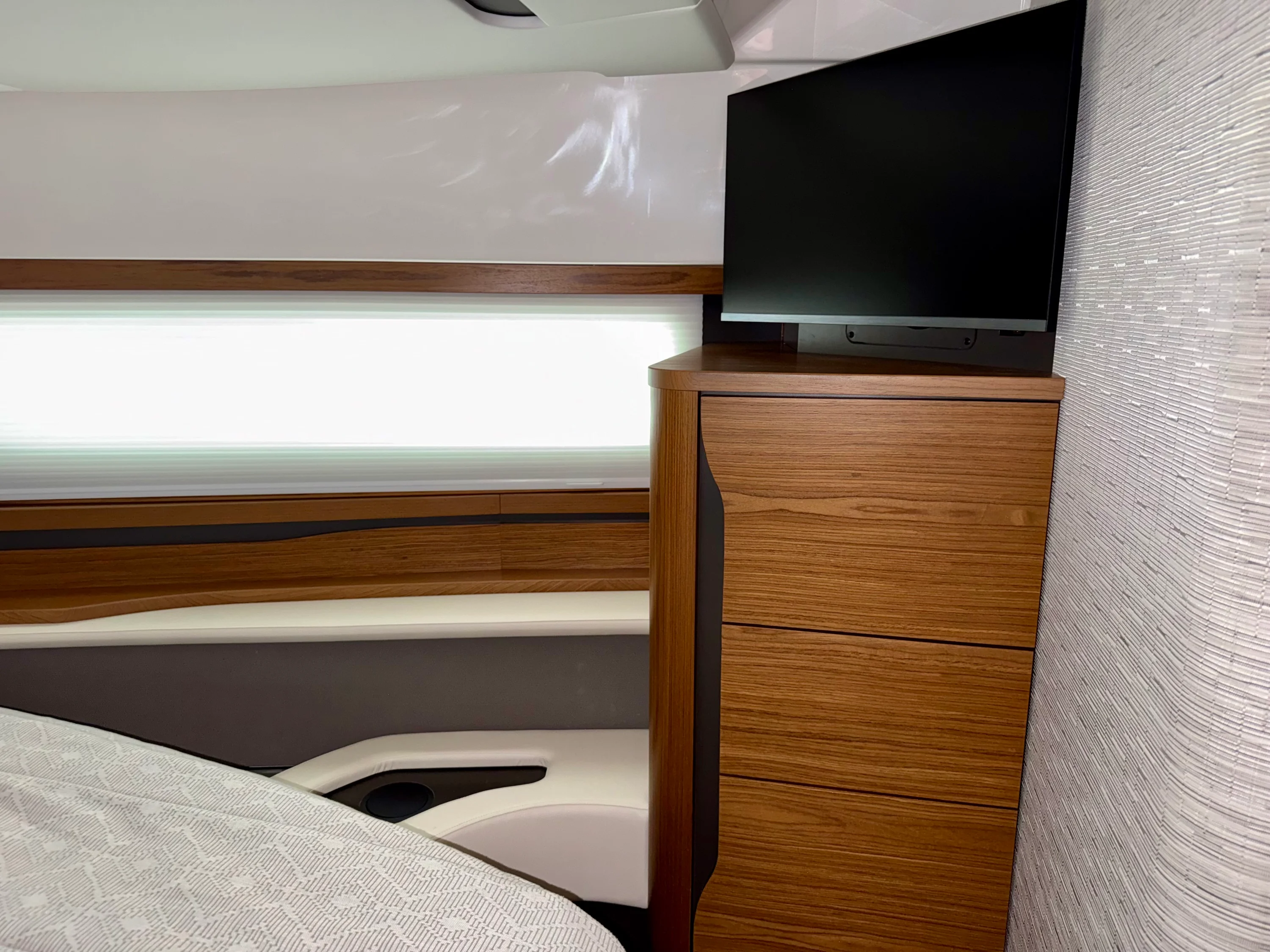 2026 Tiara Yachts 39 LE Image Thumbnail #36