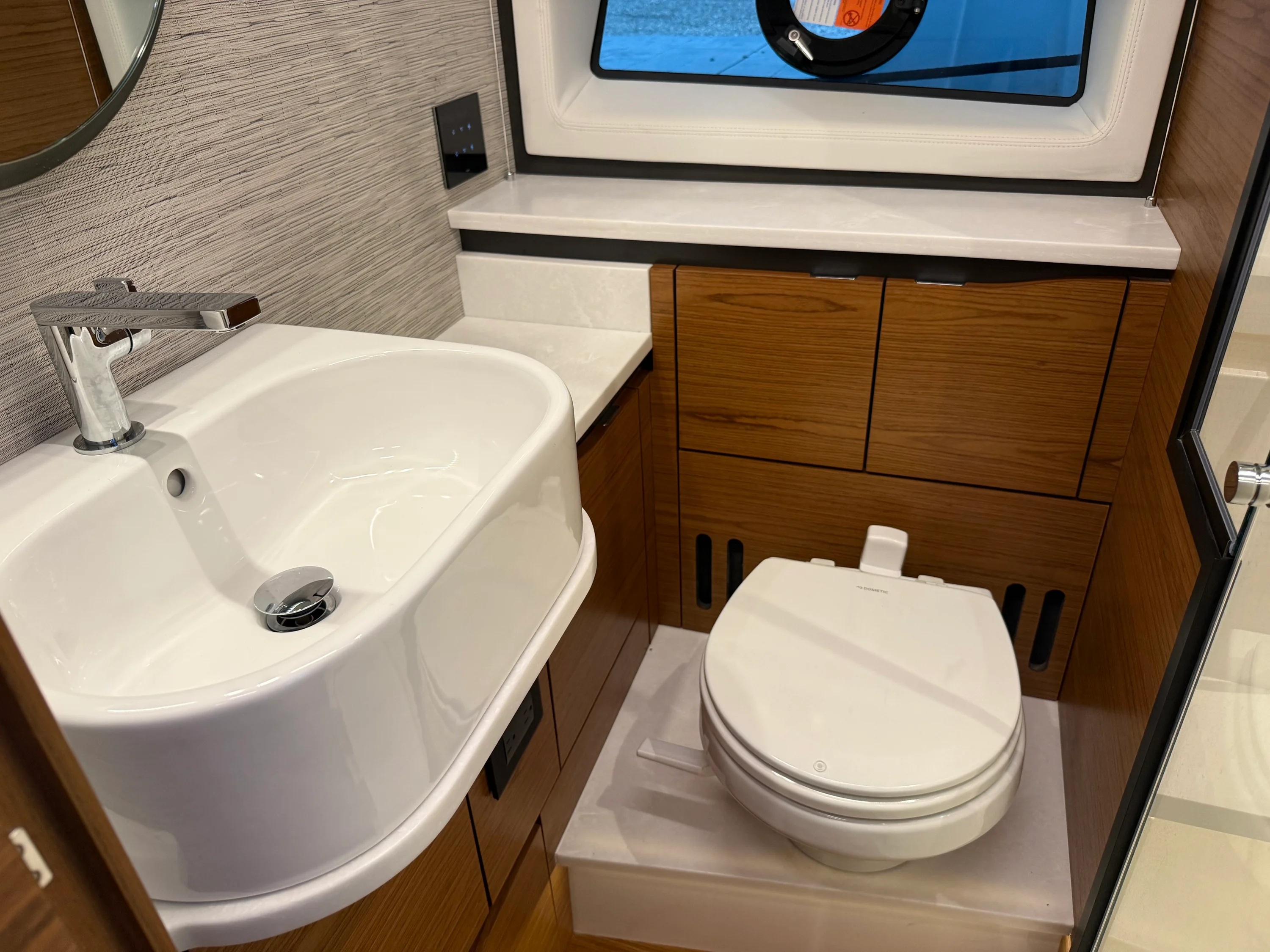 2026 Tiara Yachts 39 LE Image Thumbnail #29