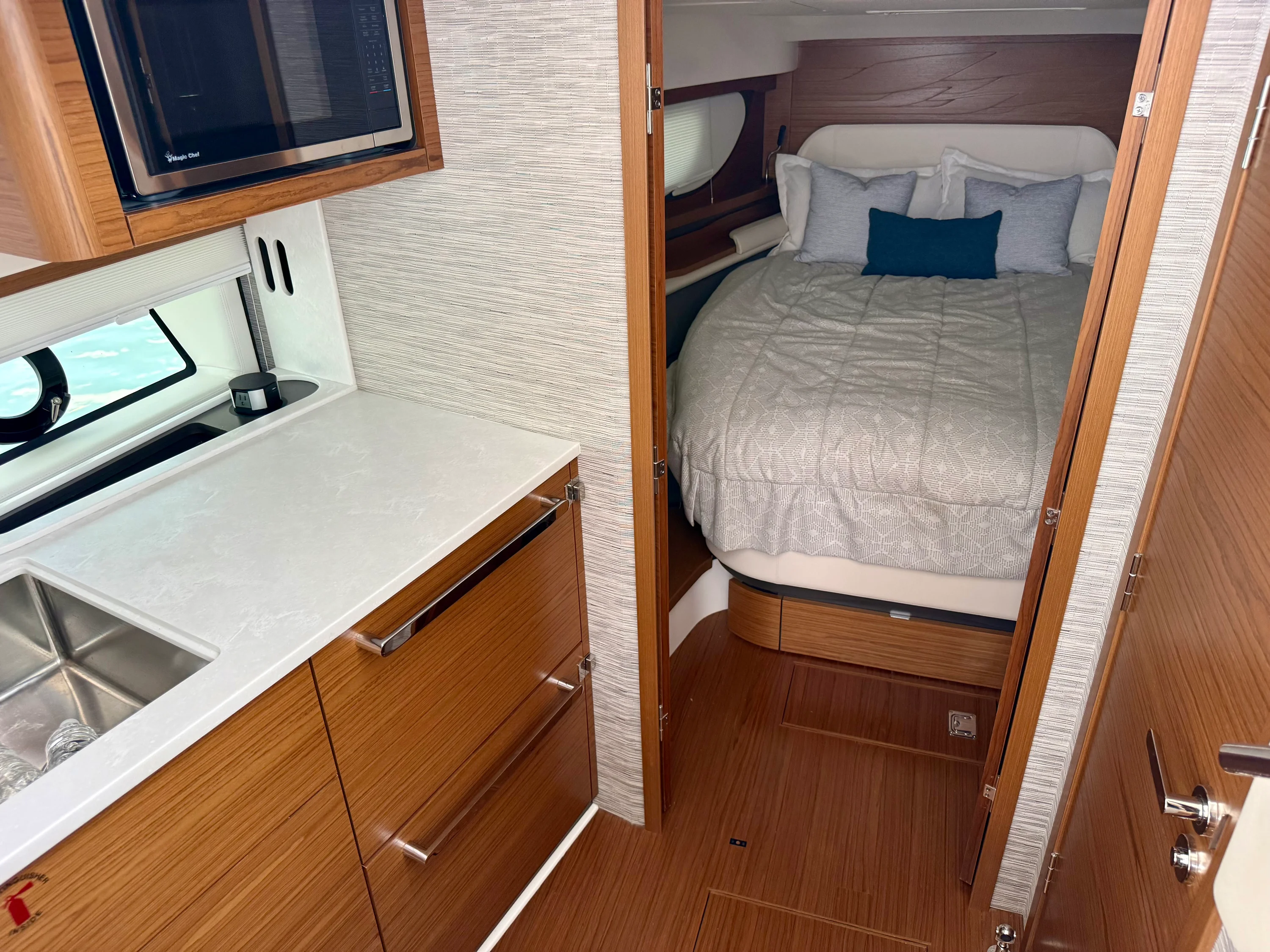 2026 Tiara Yachts 39 LE Image Thumbnail #35