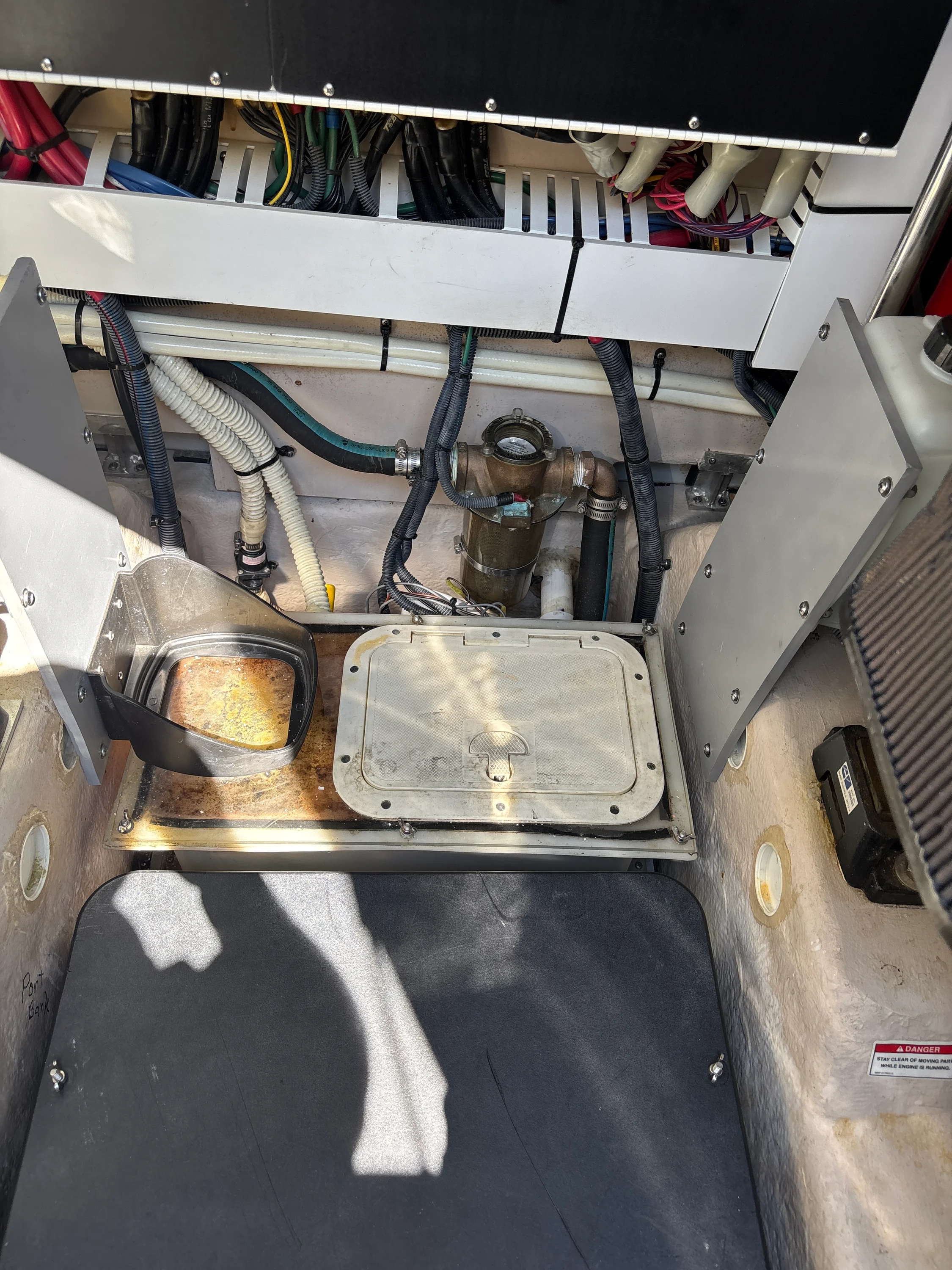 2009 Sea Ray 520 SUNDANCER Image Thumbnail #42